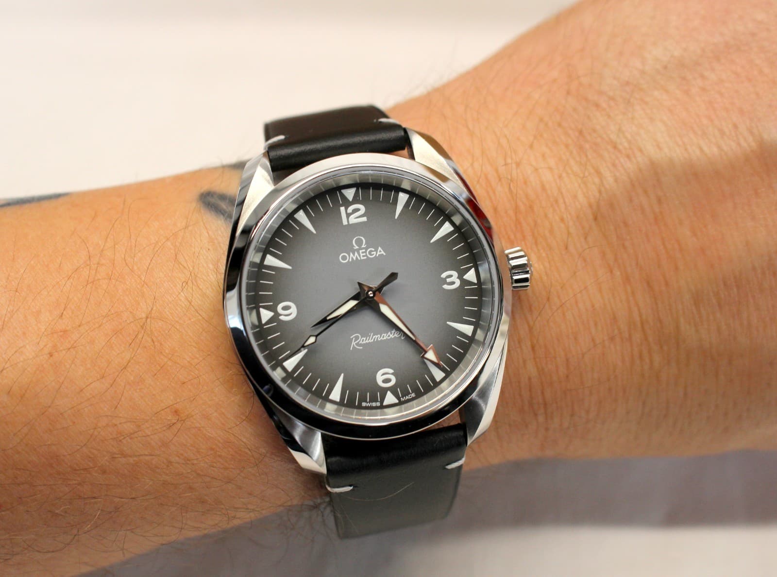 💥 Omega Seamaster Railmaster REF 235.12.38.20.06.001 Grey Dial FULL SET 2025💥