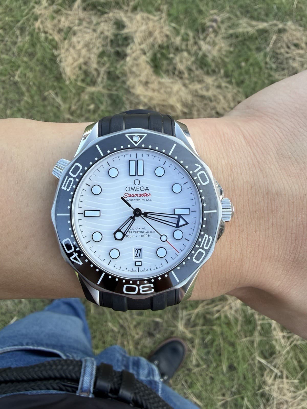 OMEGA Seamaster Diver 300M White Dial 42mm Automatic 210.32.42.20.04.001