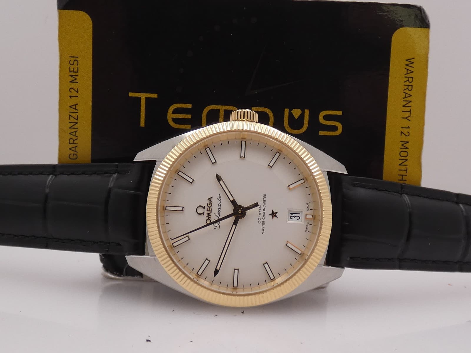 OMEGA GLOBEMASTER CO-AXIAL 18KT GOLD BEZEL BOX&PAPERS 2017 AUTOMATIC TOP WATCH