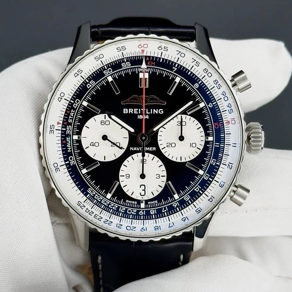 Breitling Navitimer B01 43mm AB0138211B1P1 Reverse Panda Complete B&P