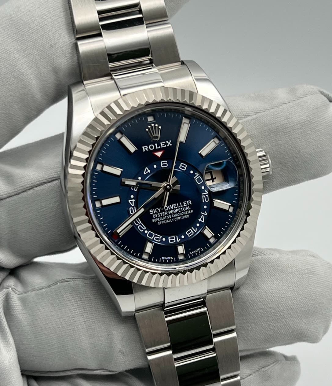 Rolex Sky-Dweller Blue Dial 326934 Full Set 2023 42mm w/ Warranty