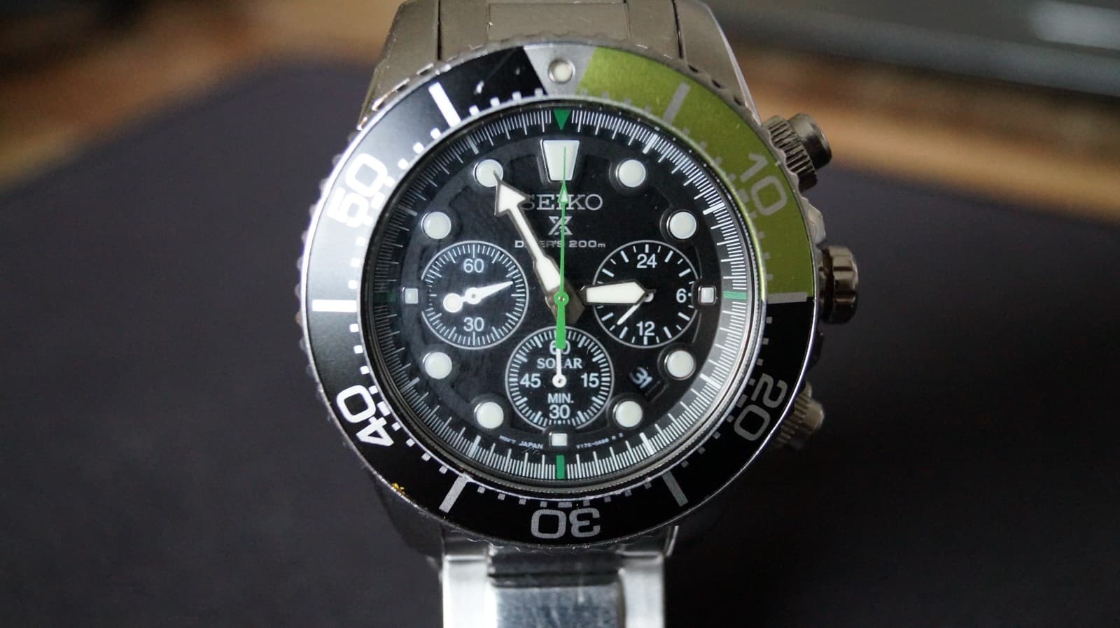 SEIKO ProspeX SSC615 Solar Watch Chronograph Air Diver`s 44mm black green uk