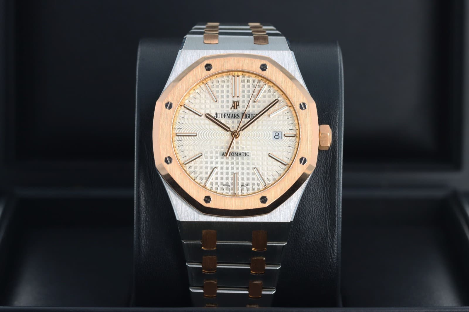 AP Royal Oak 41mm Automatic Silver Dial Rose Gold & Steel, 15400SR.OO.1220SR.01