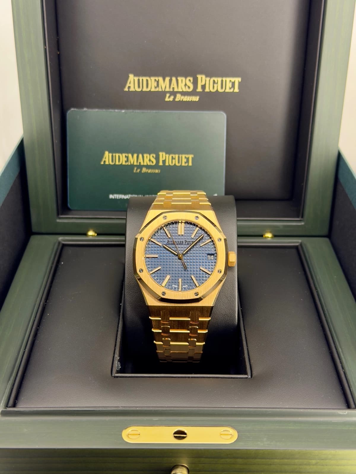 Audemars Piguet Royal Oak Selfwinding "50th Anniversary" Blue Dial on Leather