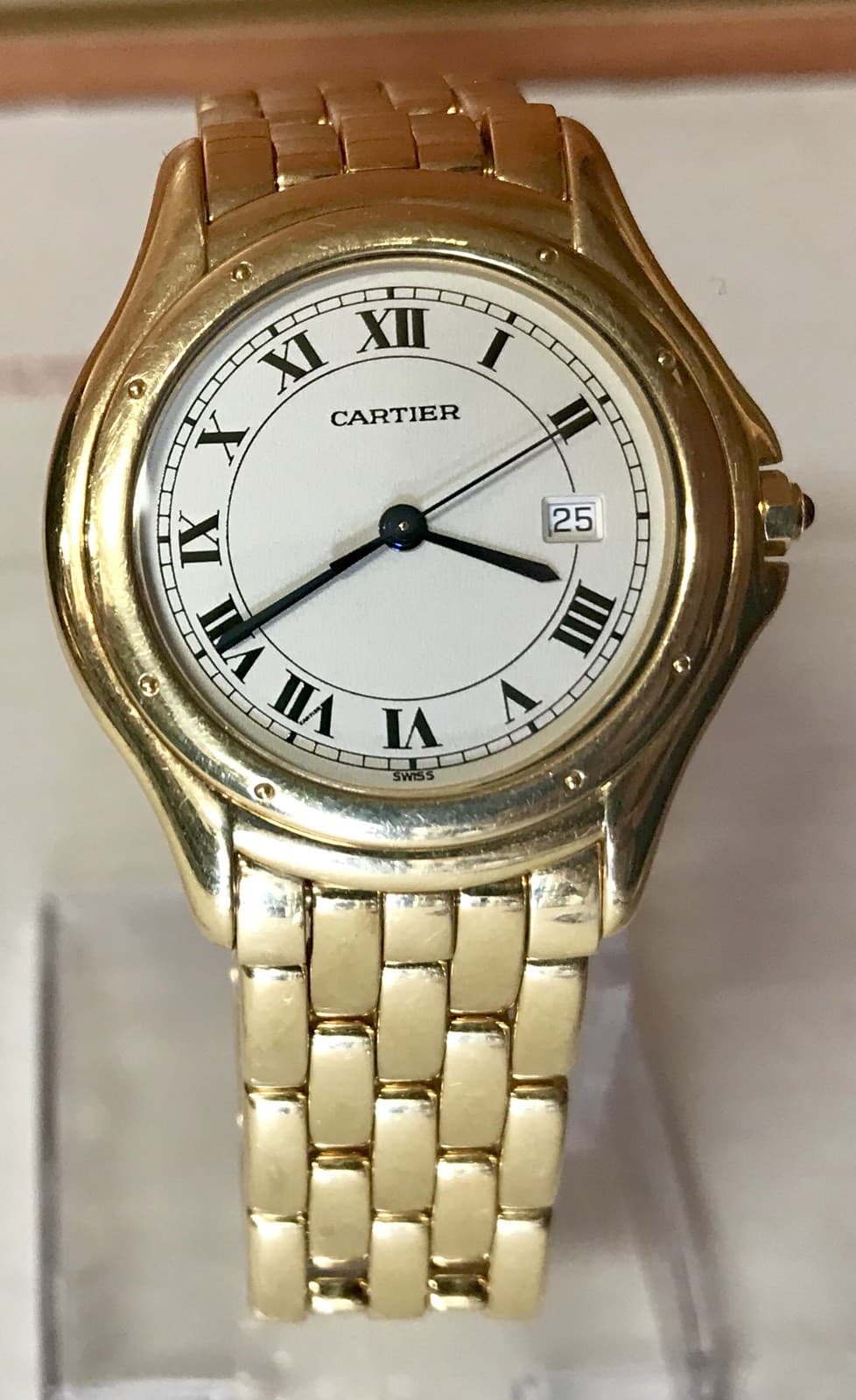 Cartier Cougar Date 887920 18K 32MM Yellow Gold Watch