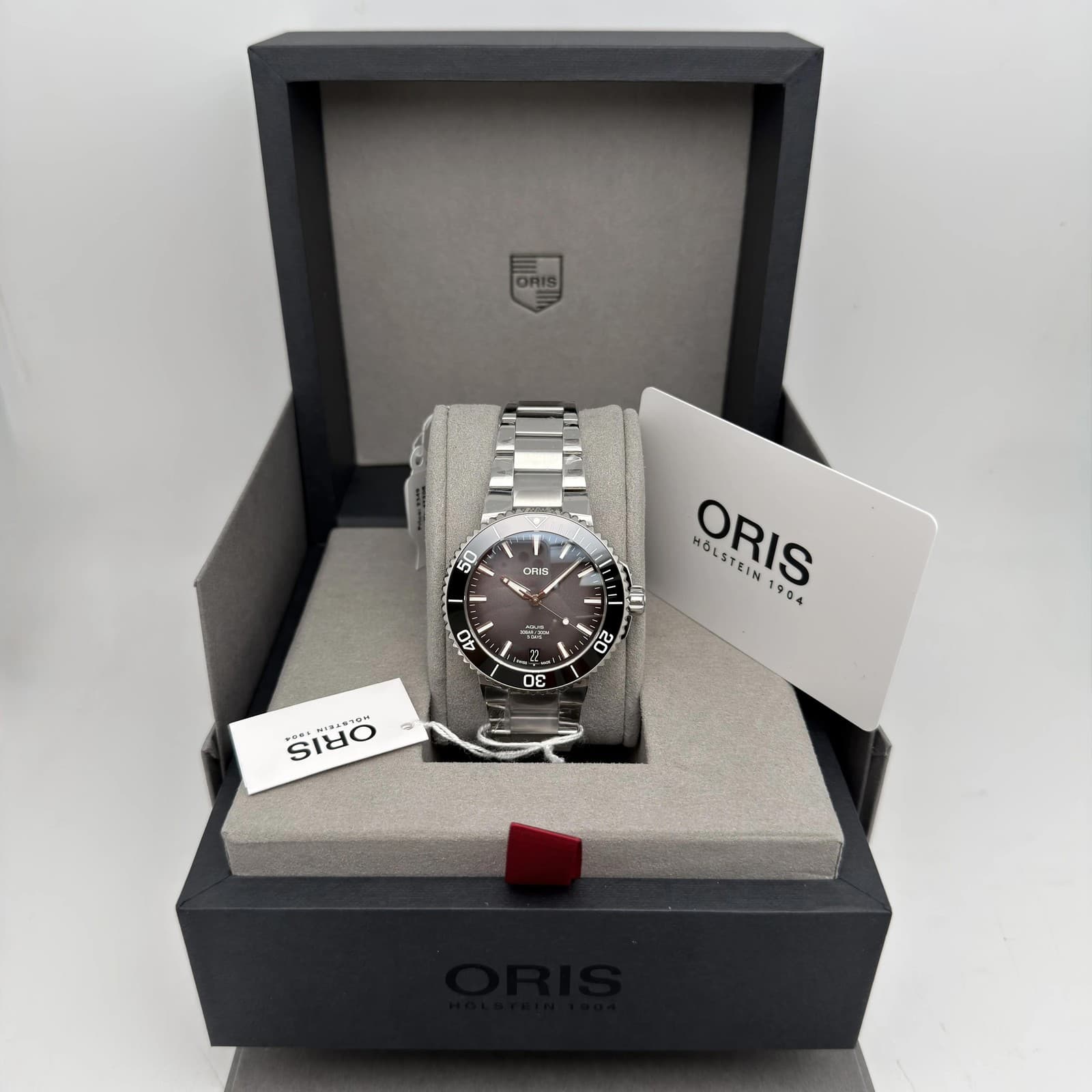 Oris Aquis Date 41.5mm Steel Ceramic Gray Watch 01 400 7769 4154-07 8 22 09PEB
