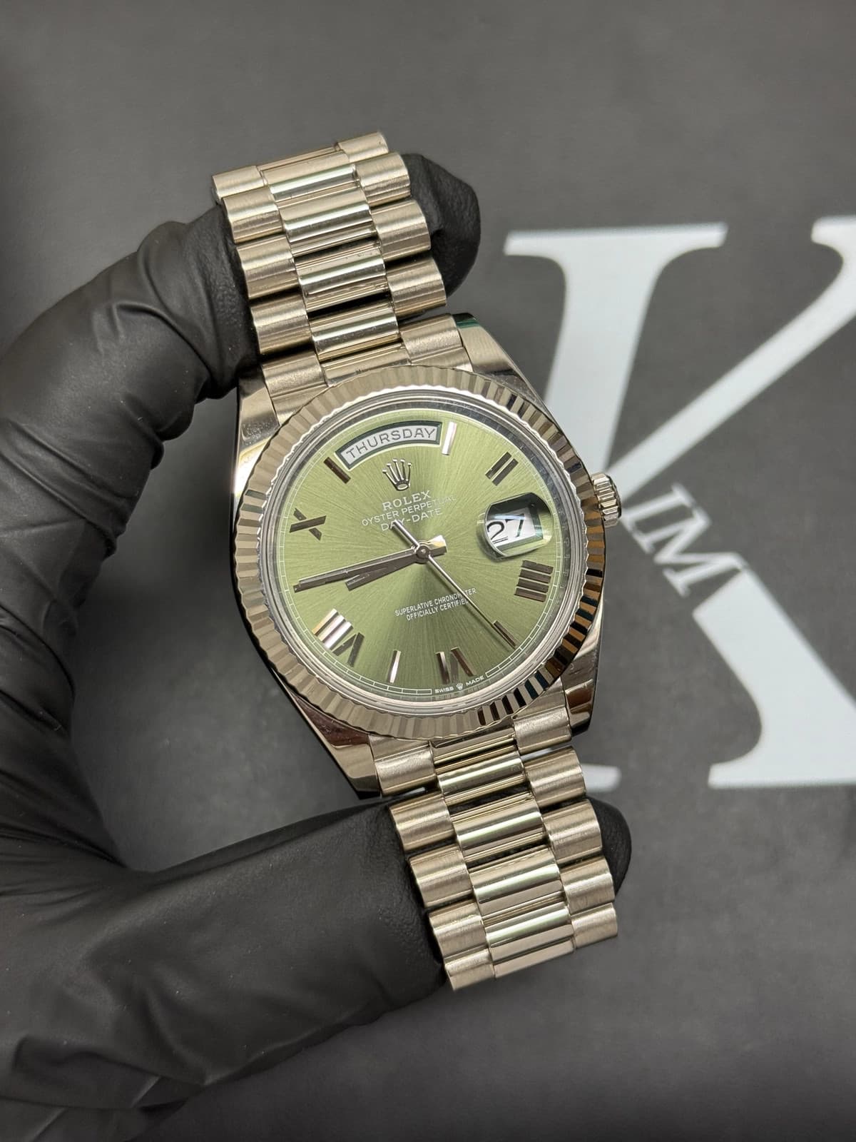 2022 Rolex Day-Date 40 Olive Green Bevelled Roman Dial on President 228239 Card