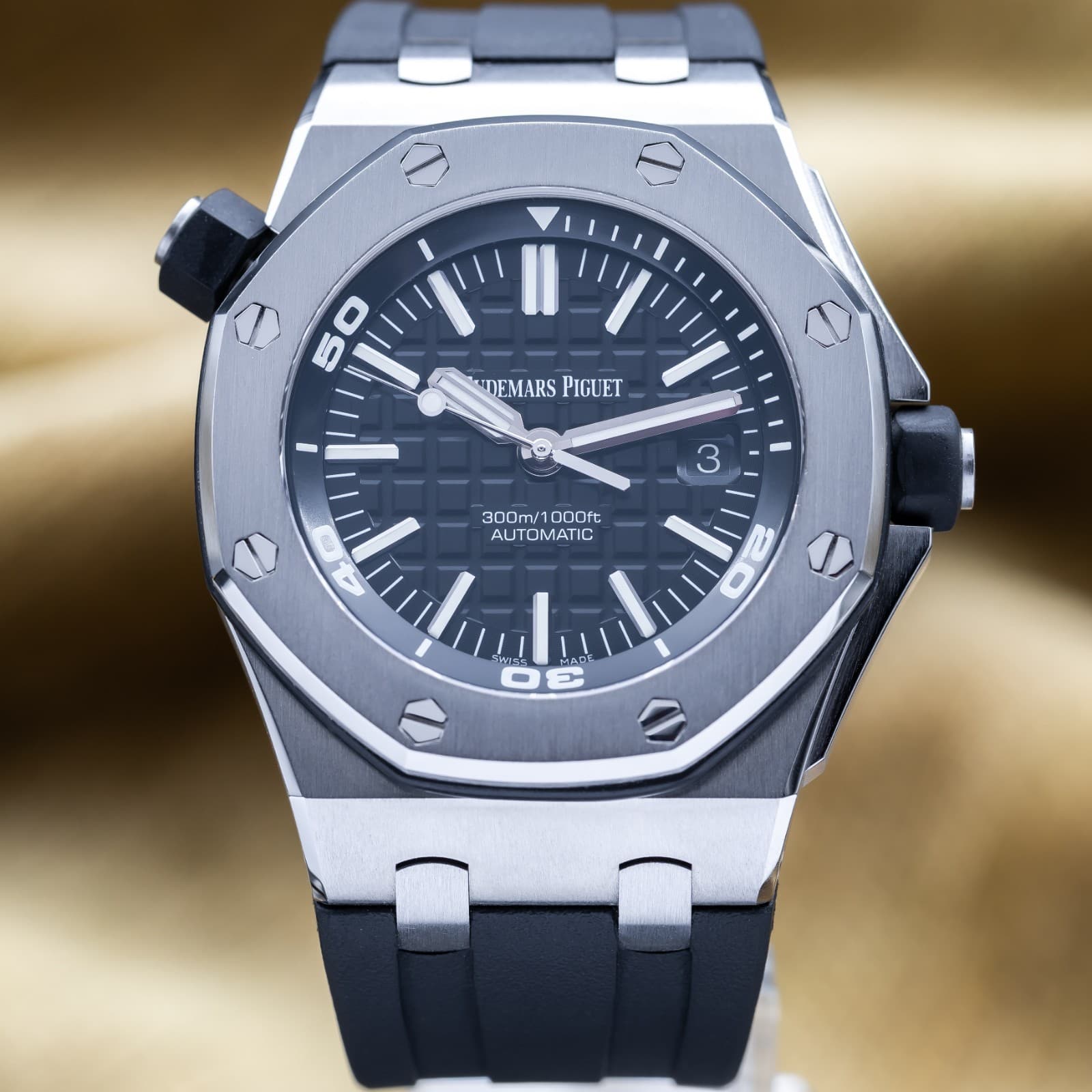 Audemars Piguet Royal Oak Offshore Diver 42mm Black Dial AP 15710ST