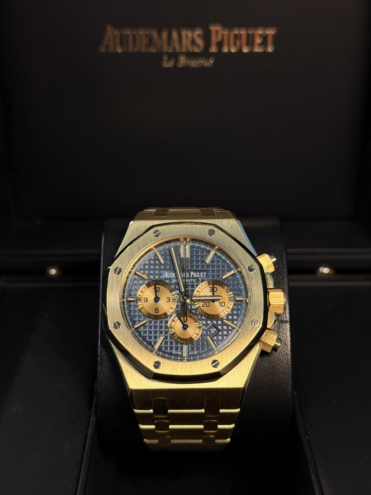 Audemars Piguet Royal Oak Offshore Selfwinding Chronograph BLUE CHRONO Dial on