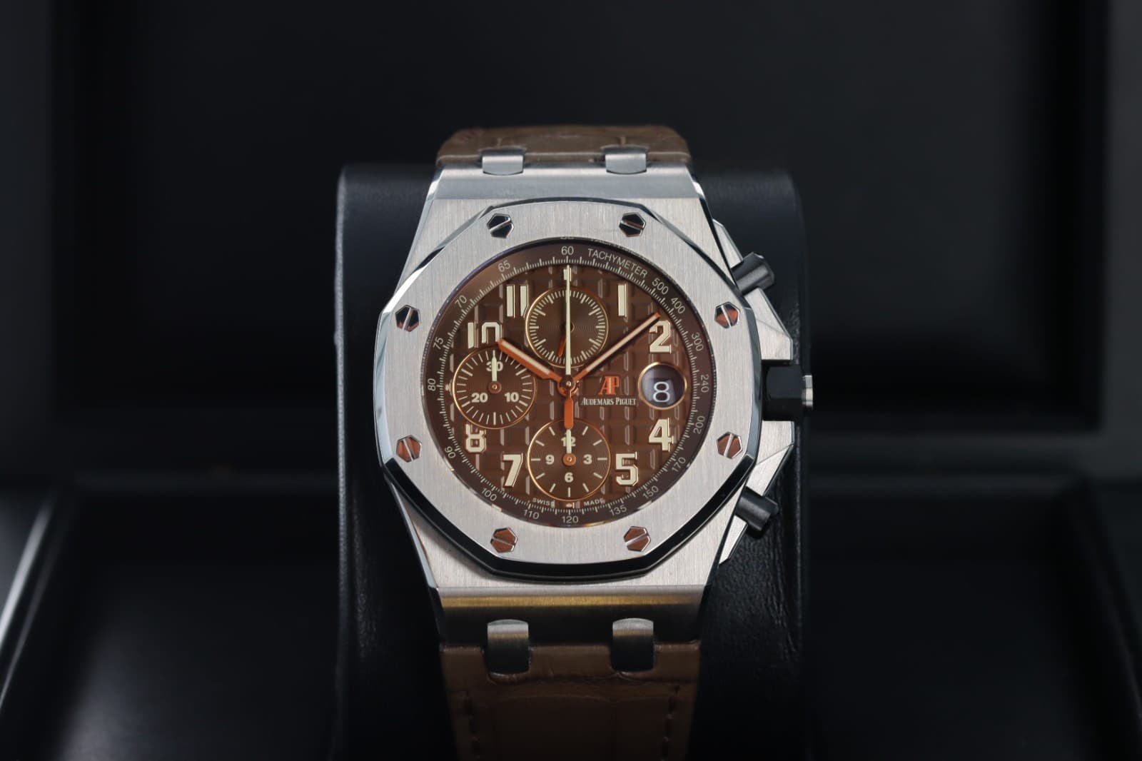 Audemars Piguet Royal Oak Offshore 42mm Havana- Steel, 26470ST.OO.A820CR.01