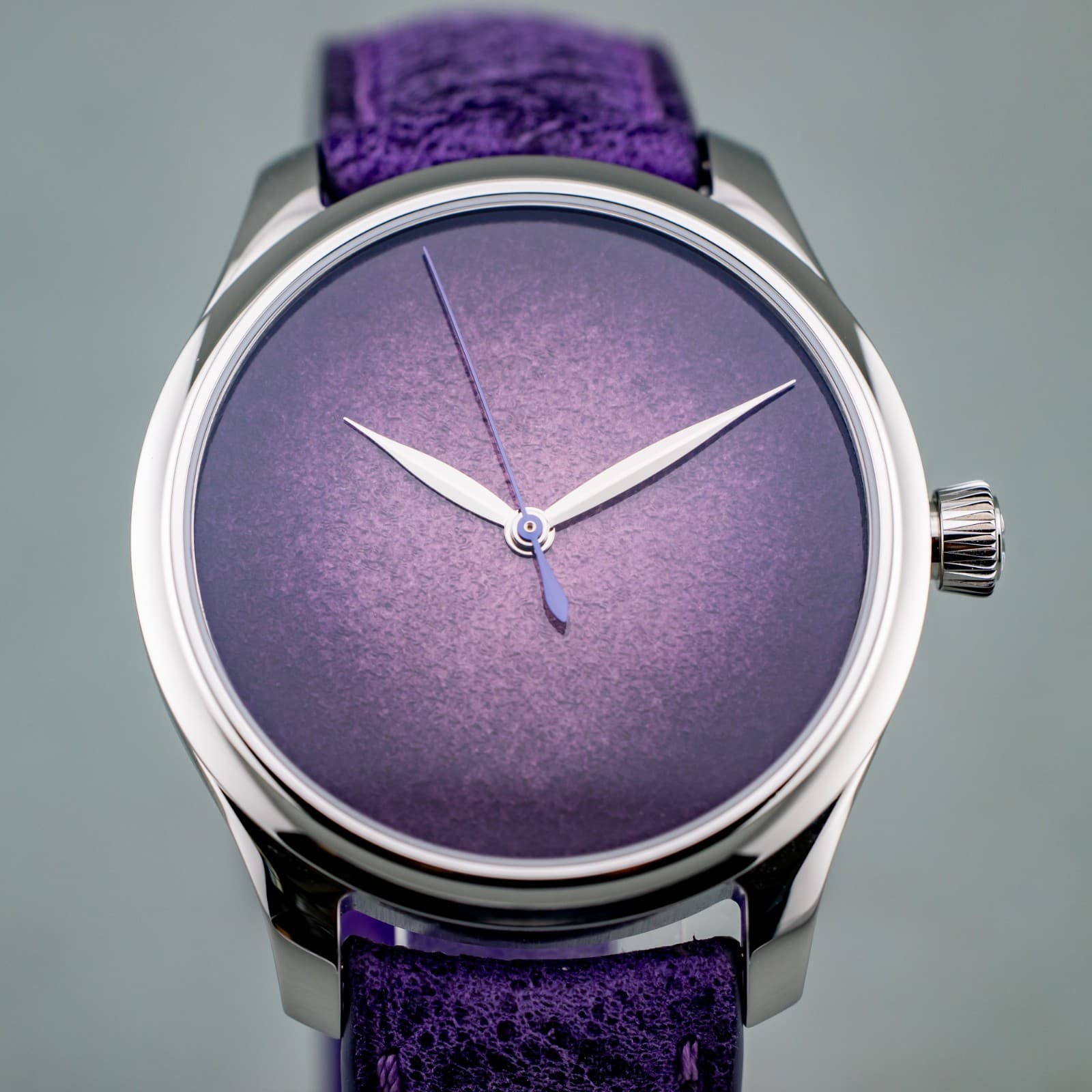 H.Moser & Cie Endeavour Purple Enamel Concept Ref. 1201-1200