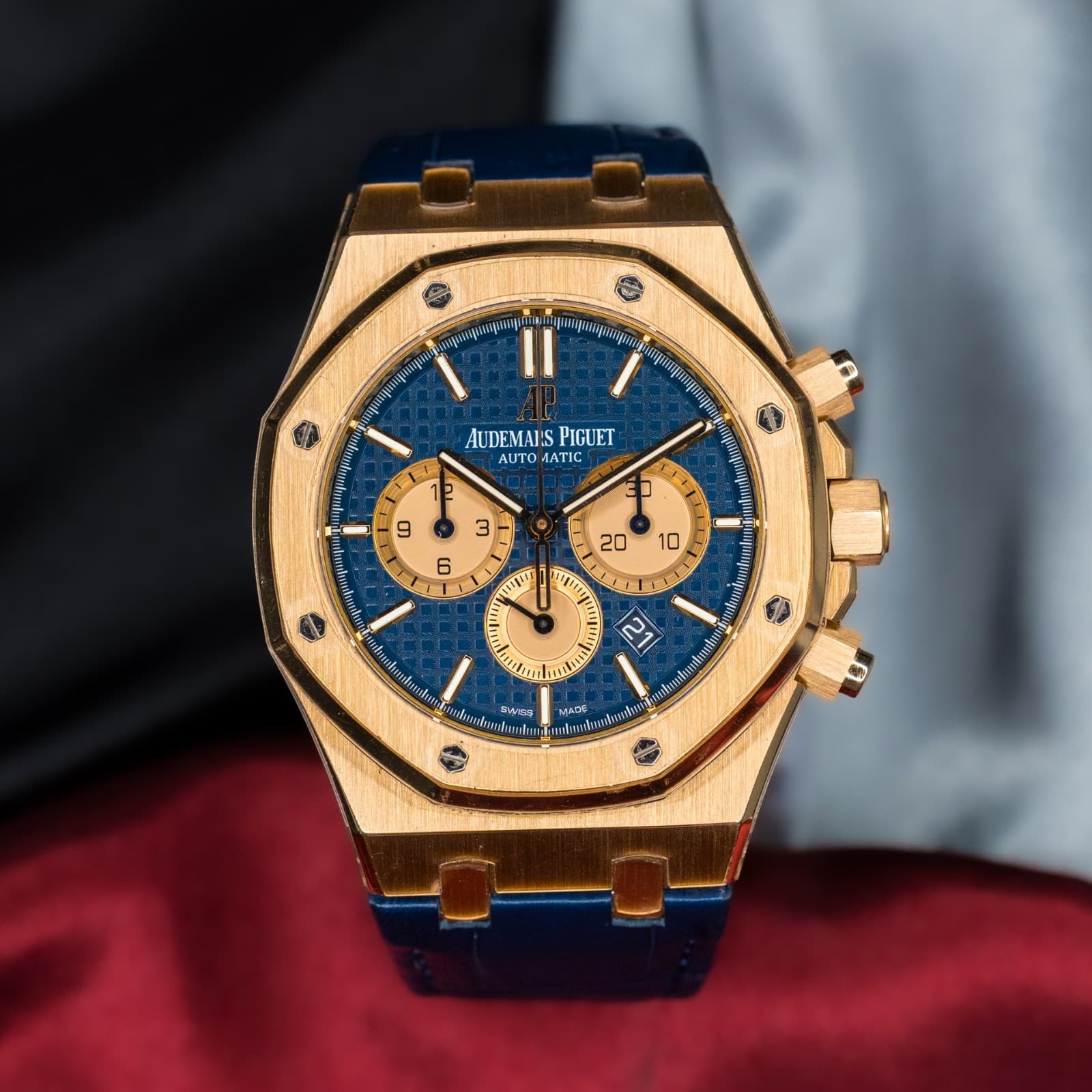 Audemars Piguet Royal Oak Chronograph 26331OR.OO.D315CR.01 Blue Dial | Full Set