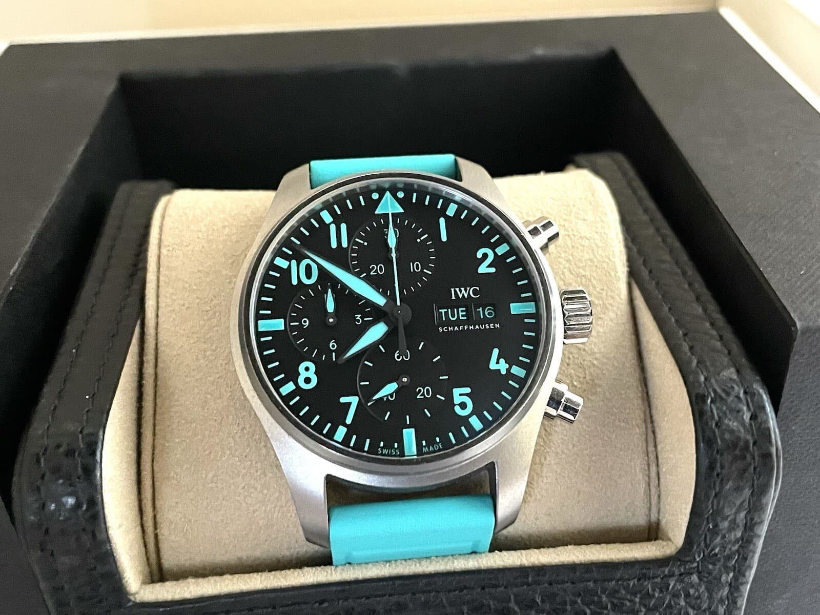 IWC PILOT CHRONOGRAPH F1 AMG PETRONAS EDITION 2023 FULL SET TWO STRAPS IW388108