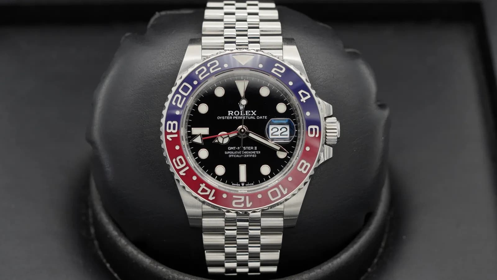 Rolex GMT Master II "Pepsi - 2026 Rolex Service " 126710BLRO