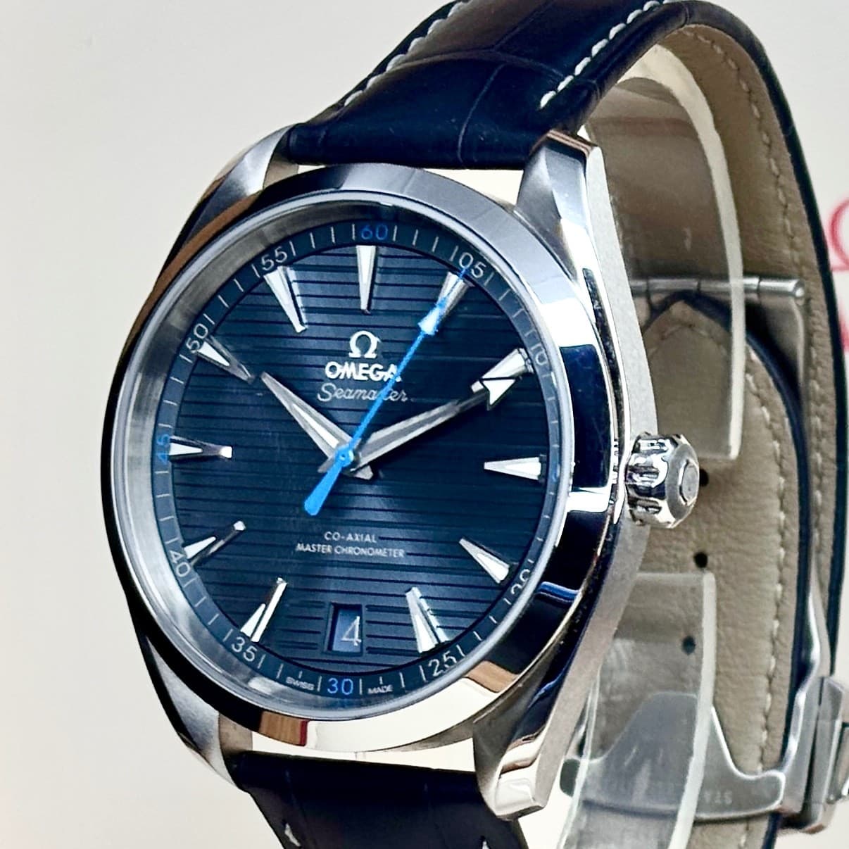 Alligator Omega Aqua Terra Co-Axial Seamaster Chronometer 220.13.41.21.03.002
