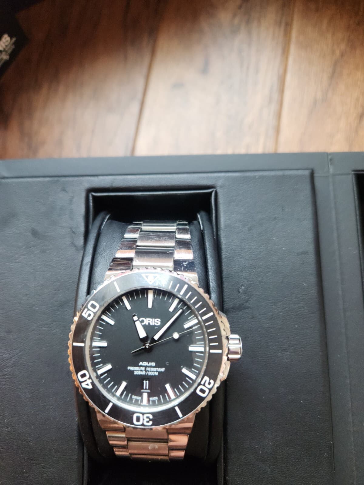 Oris Aquis (Black)