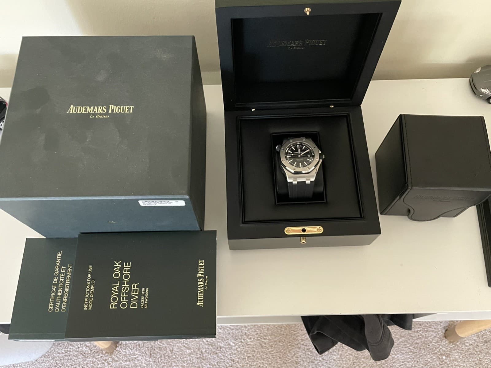 Audemars Piguet Royal Oak Offshore Diver 15710ST.OO Black Dial Never polished 