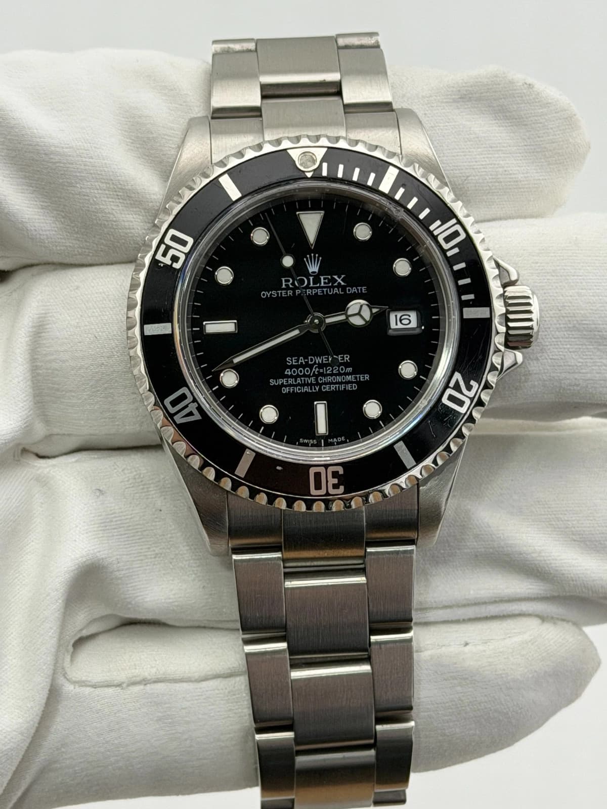 Rolex Sea-Dweller 4000 Black Dial on Oyster 16600T 2009
