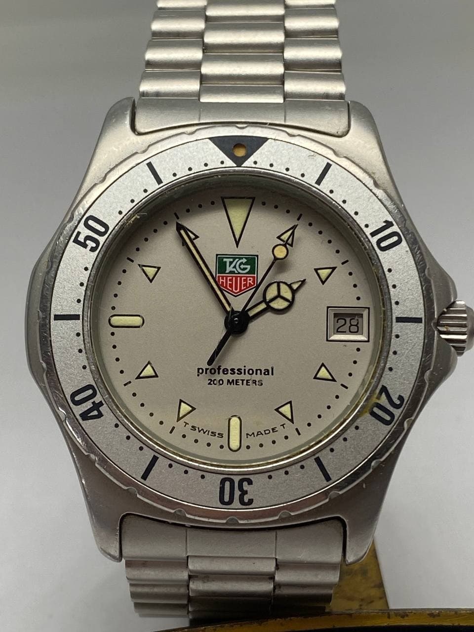 VINTAGE TAG HEUER Professional 2000 Older Logo Watch Ref: 972.006 38 MM