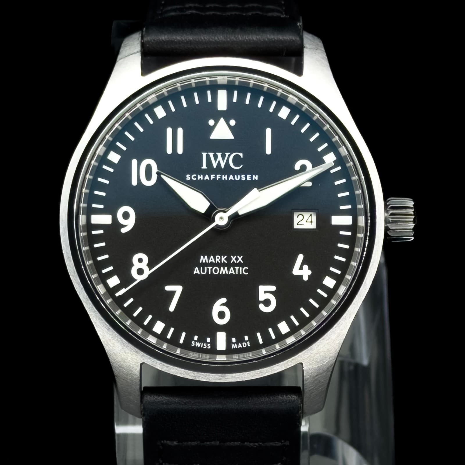 IWC Pilot’s Watch Mark XX Black Dial 40mm IW328201 Full Set Excellent