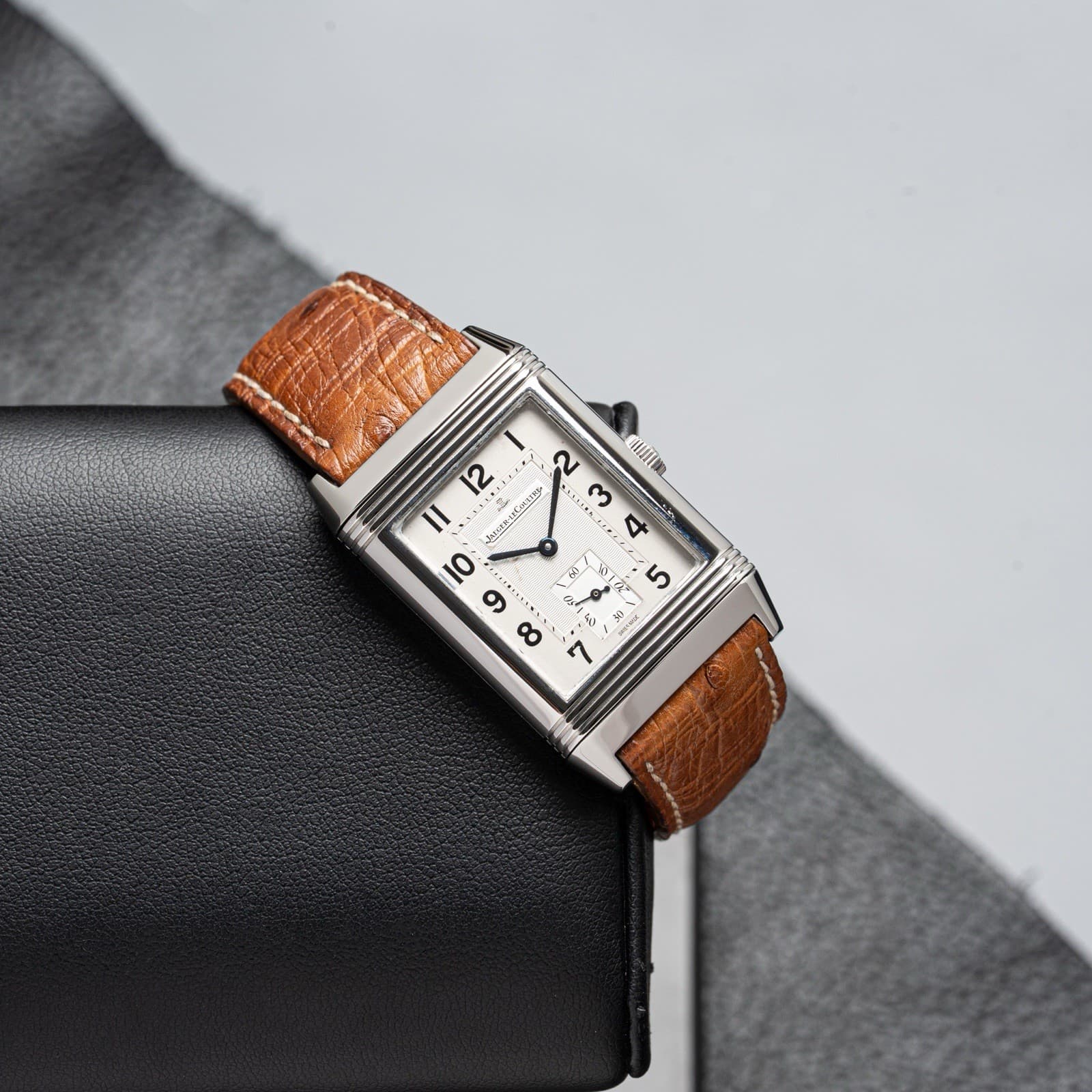 Jaeger-LeCoultre Reverso Silver Men's Watch - Q2438522