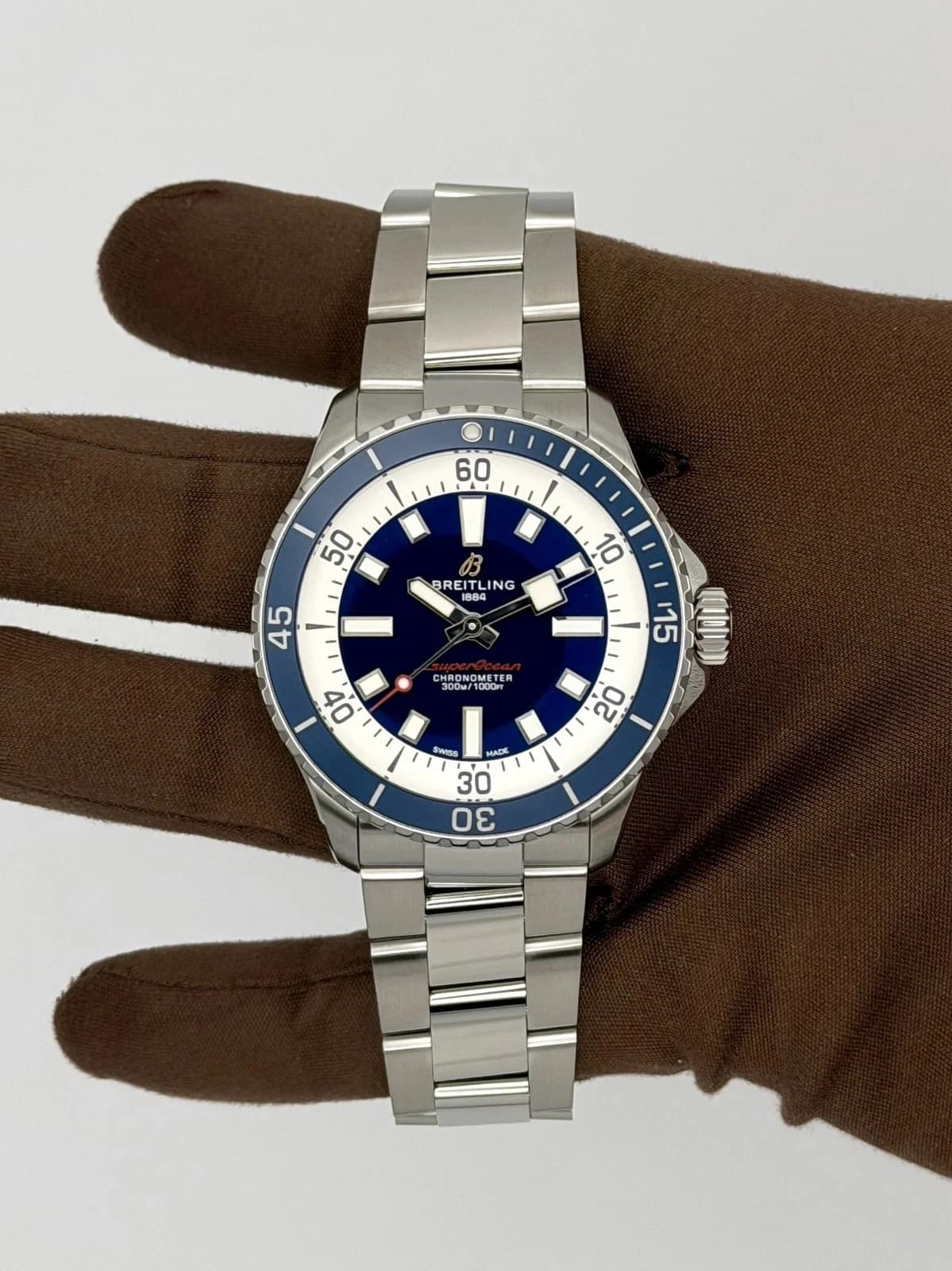2026 Breitling Superocean 42mm Stainless Steel A17375E71C1A1 Brand New