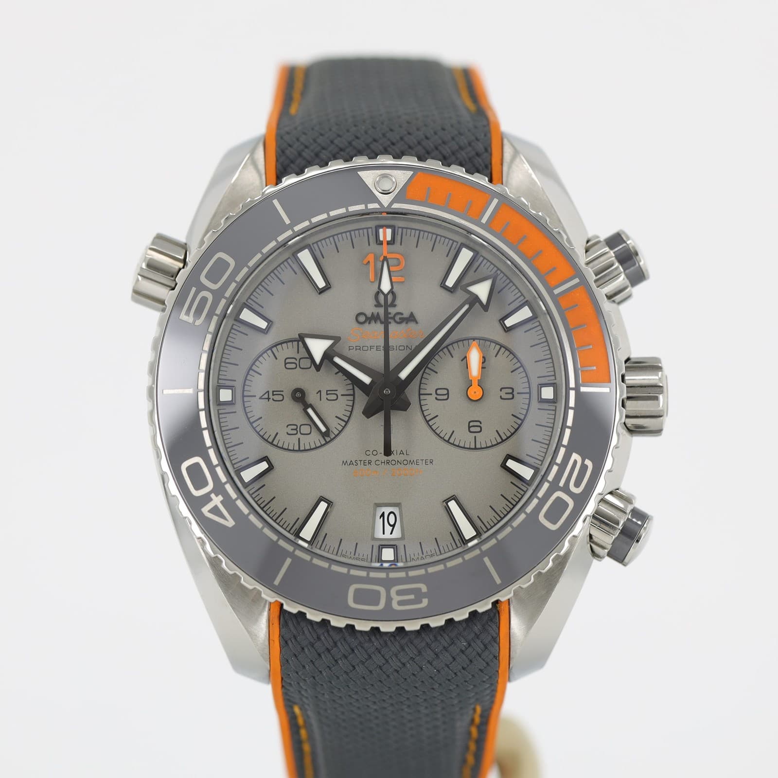 Omega Seamaster Planet Ocean 600M 45.5mm Grey Dial Titanium 215.92.46.51.99.001
