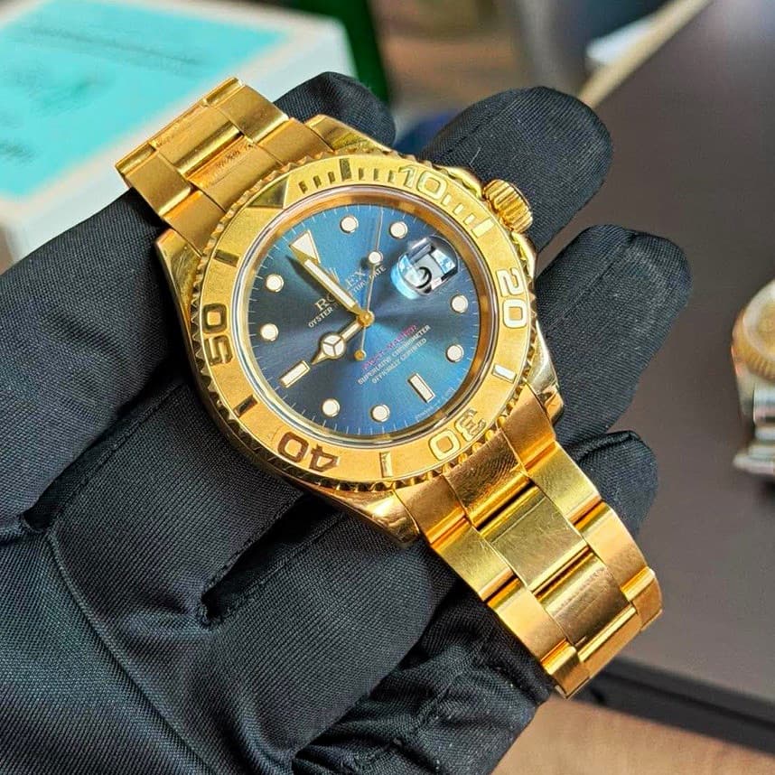 Rolex Yacht-Master 40mm 18K Yellow Gold Blue Dial Date Rotating Bezel Auto 16628