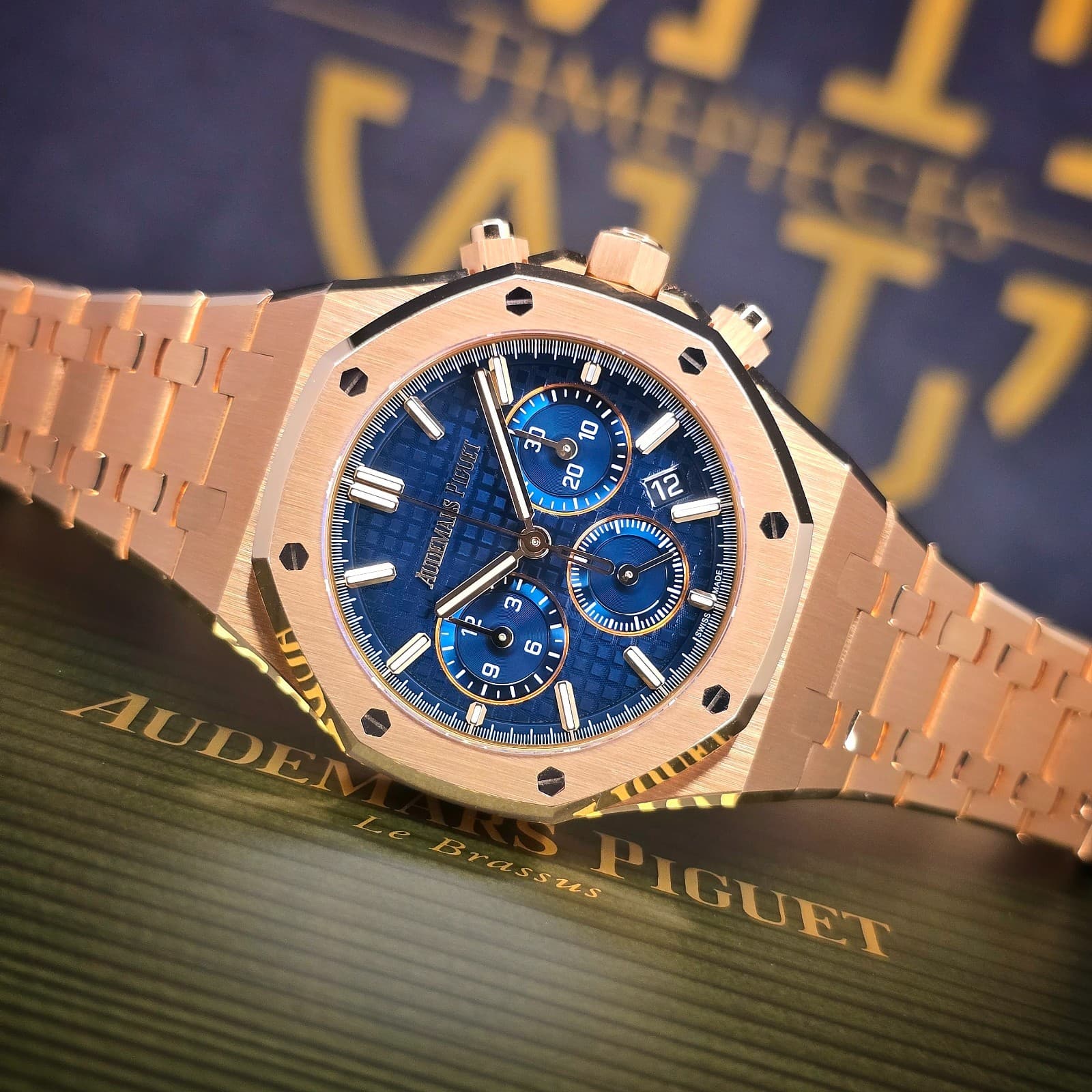 UNWORN AUDEMARS PIGUET ROYAL OAK 38MM CHRONO 18K ROSE GOLD BLUE DIAL WARRANTY