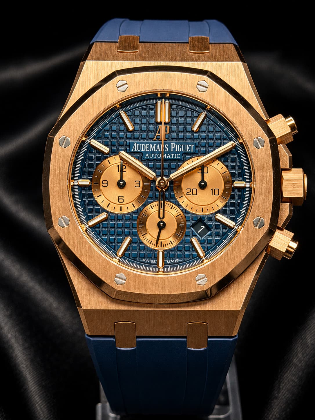 Audemars Piguet Royal Oak Chronograph 26331OR.OO.D315CR.01 Blue Dial - 18K Full!