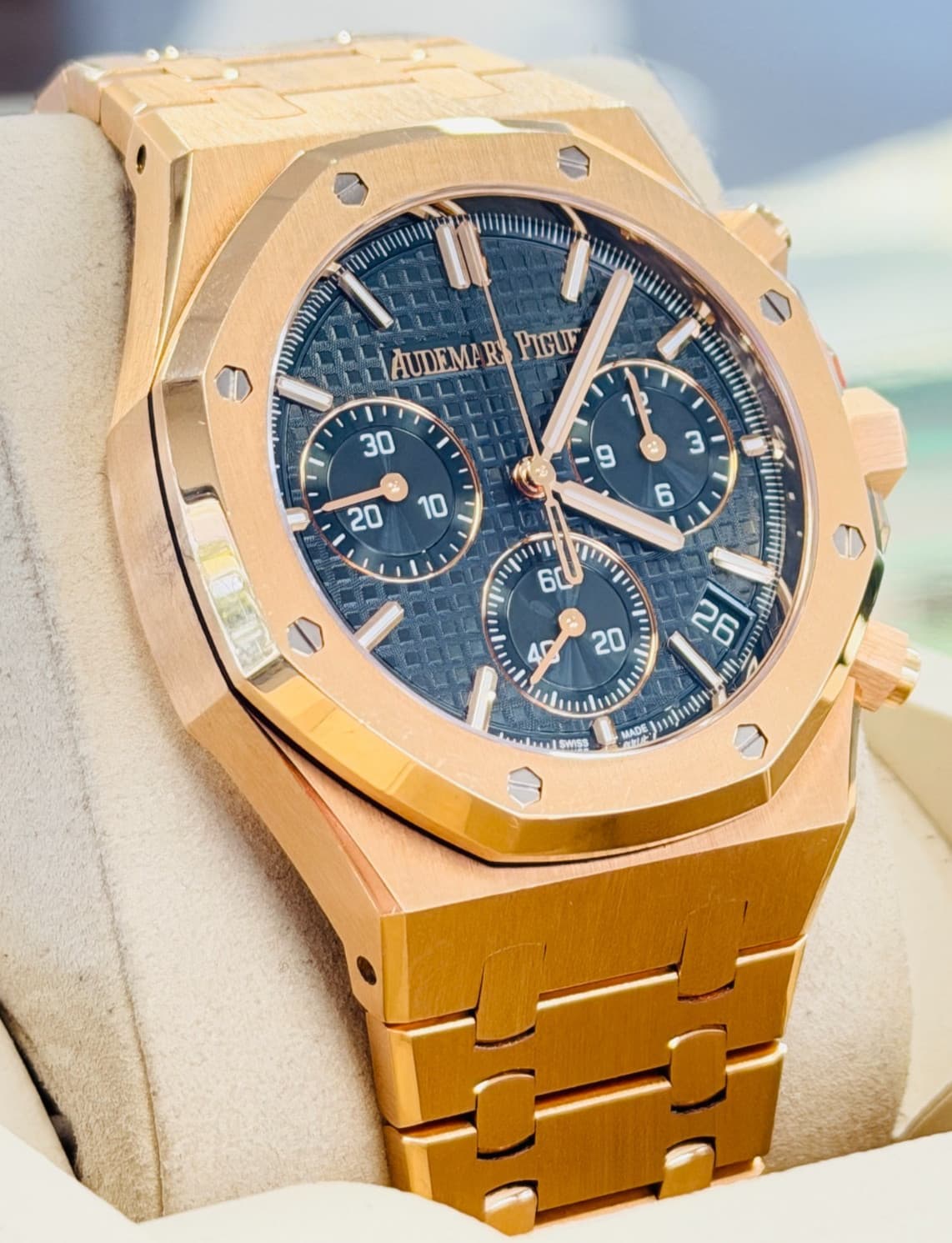 Audemars Piguet Royal Oak Chronograph Green Dial 26240OR.OO.D404CR.02 Box/Papers