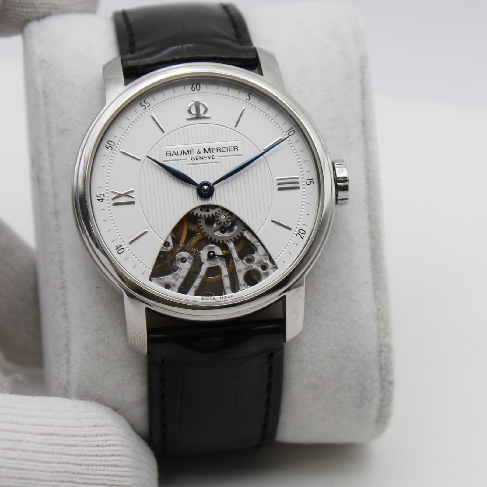 Baume & Mercier Classima Executives Manual Wind Men's Watch 8786