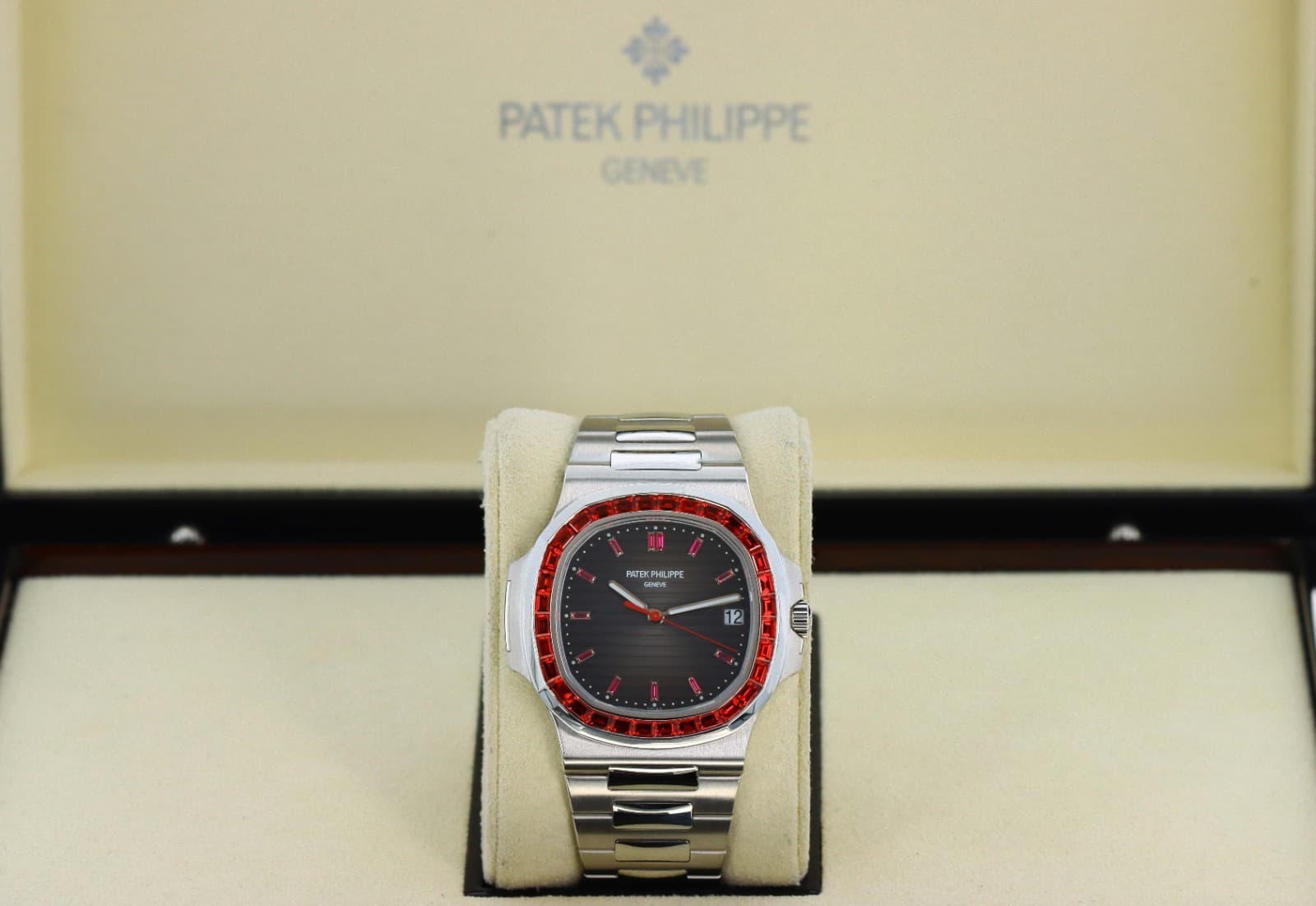 Patek Philippe Nautilus 5711/112P-001 Ruby Off Catalogue Platinum on Bracelet