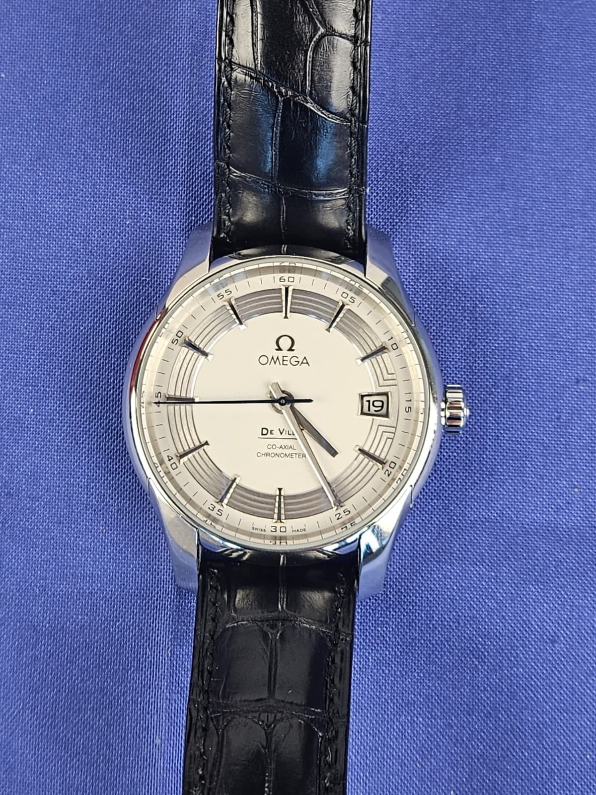 Omega Deville Hour Vision 431.33.41.21.02.001