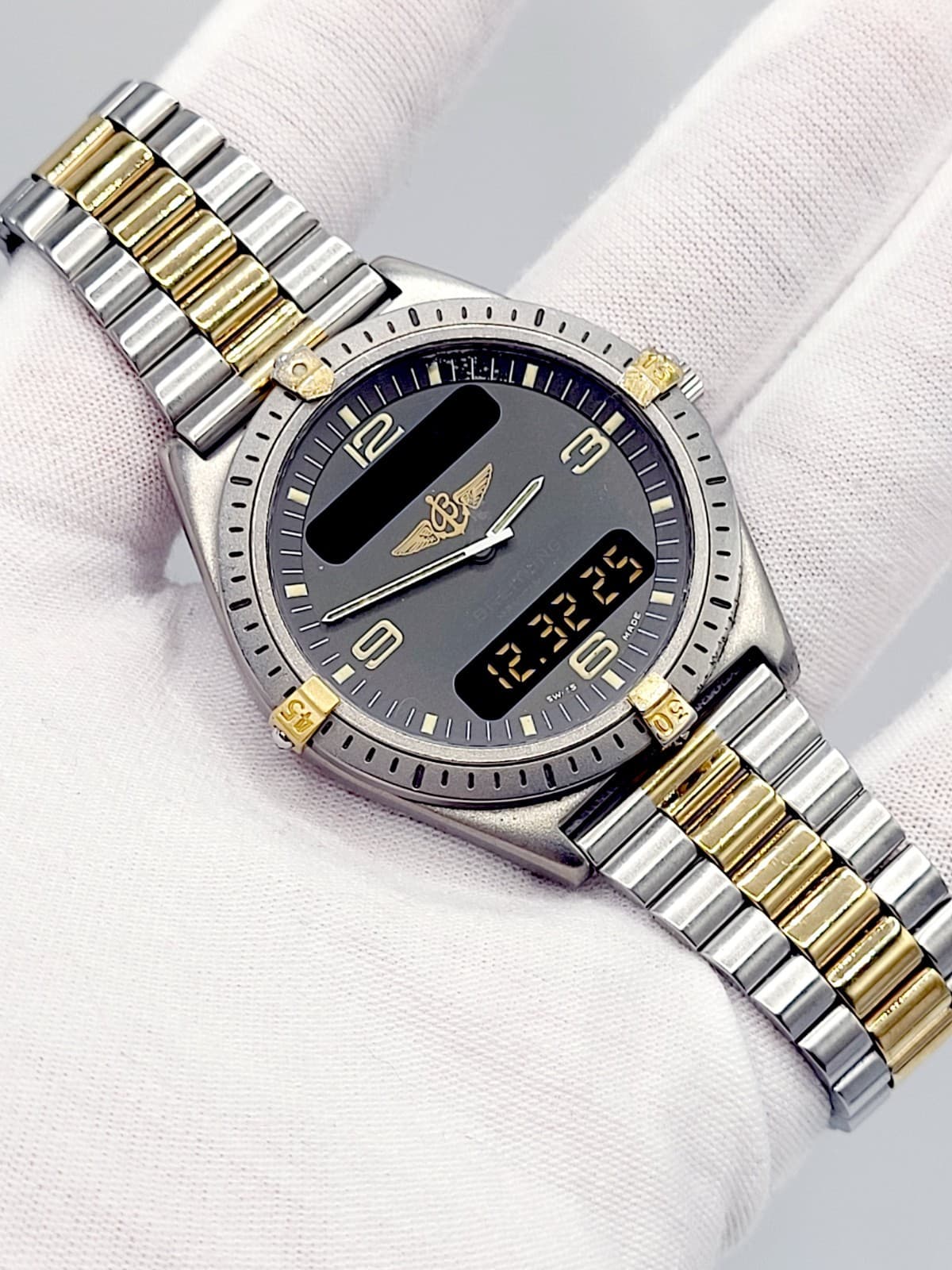 BREITLING AEROSPACE NAVITIMER ANALOG DIGITAL QUARTZ WRISTWATCH TWO TONE TITANIUM