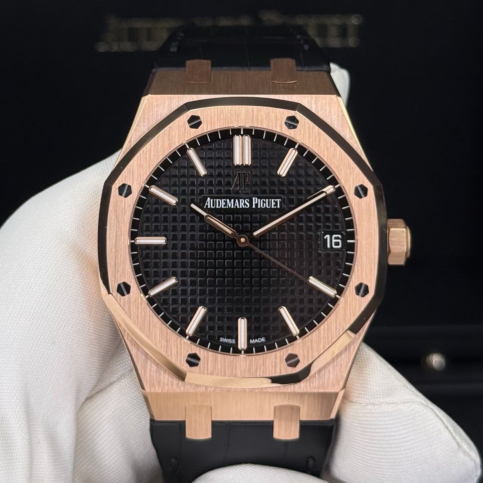 Audemars Piguet Royal Oak Rose Gold 41 15500OR Black Dial Mens Watch