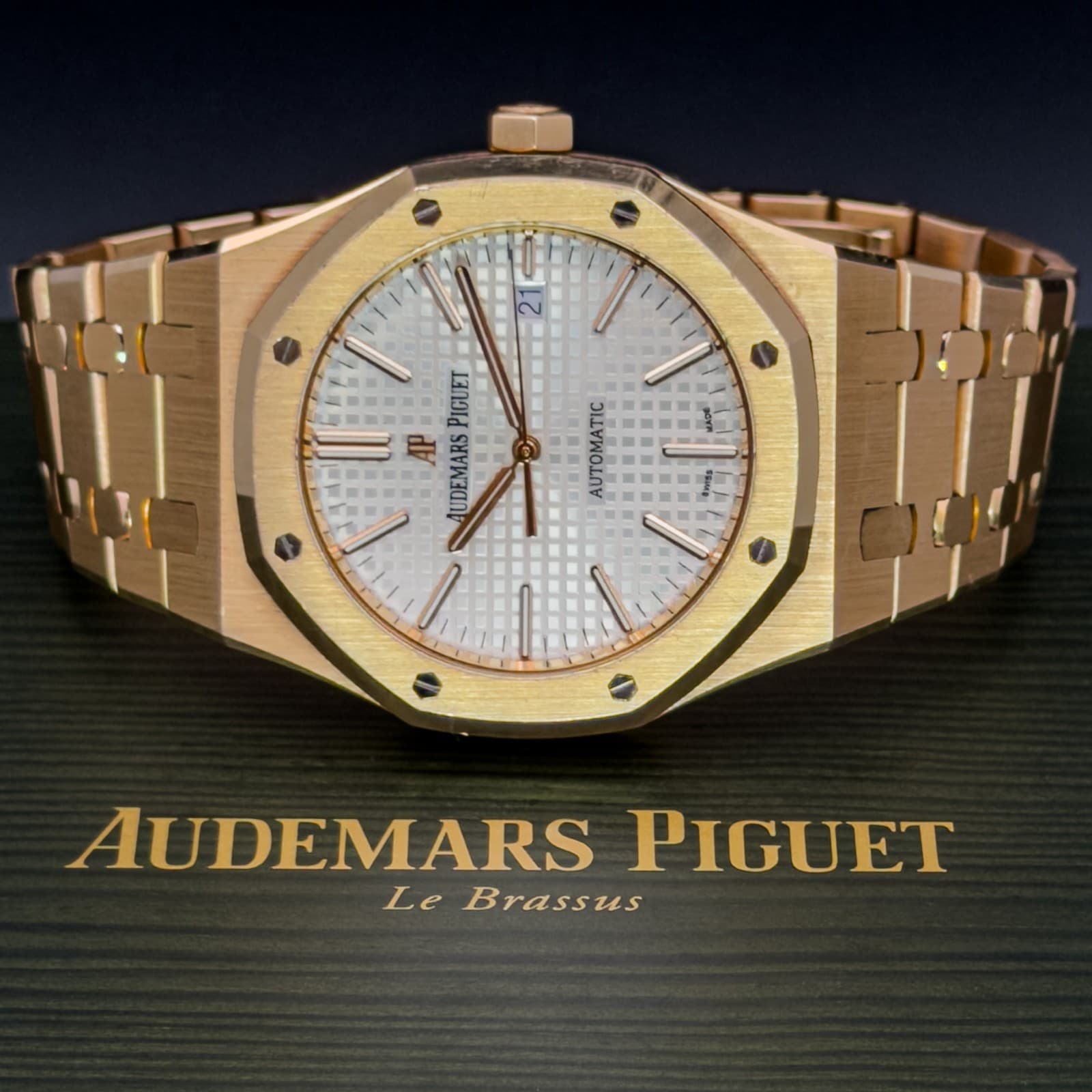 Audemars Piguet Royal Oak 41mm Rose Gold White Dial 15400OR Full Set Box Papers