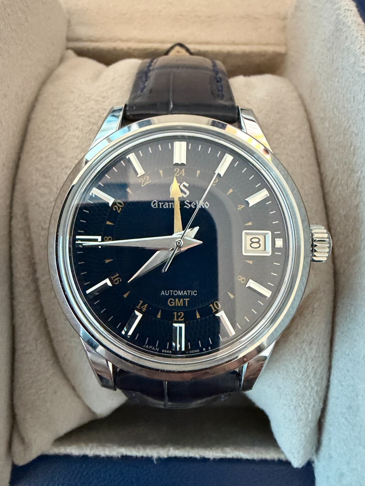 2026 Grand Seiko Moondrop GMT 40mm Blue Dial Full Set (SBGM257)