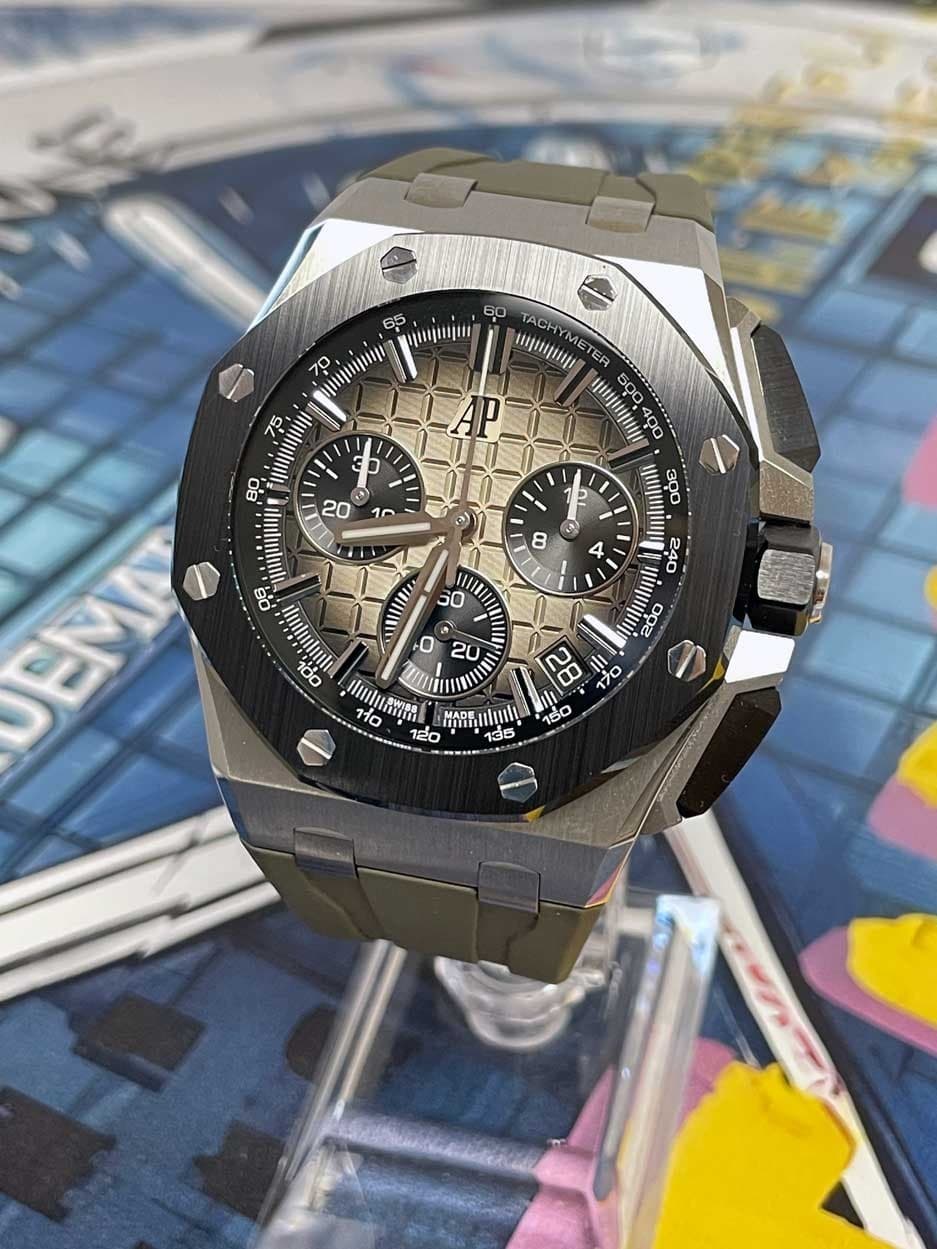 Audemars Piguet Royal Oak Offshore 44mm Taupe 26420SO.OO.A600CA.01 Mint