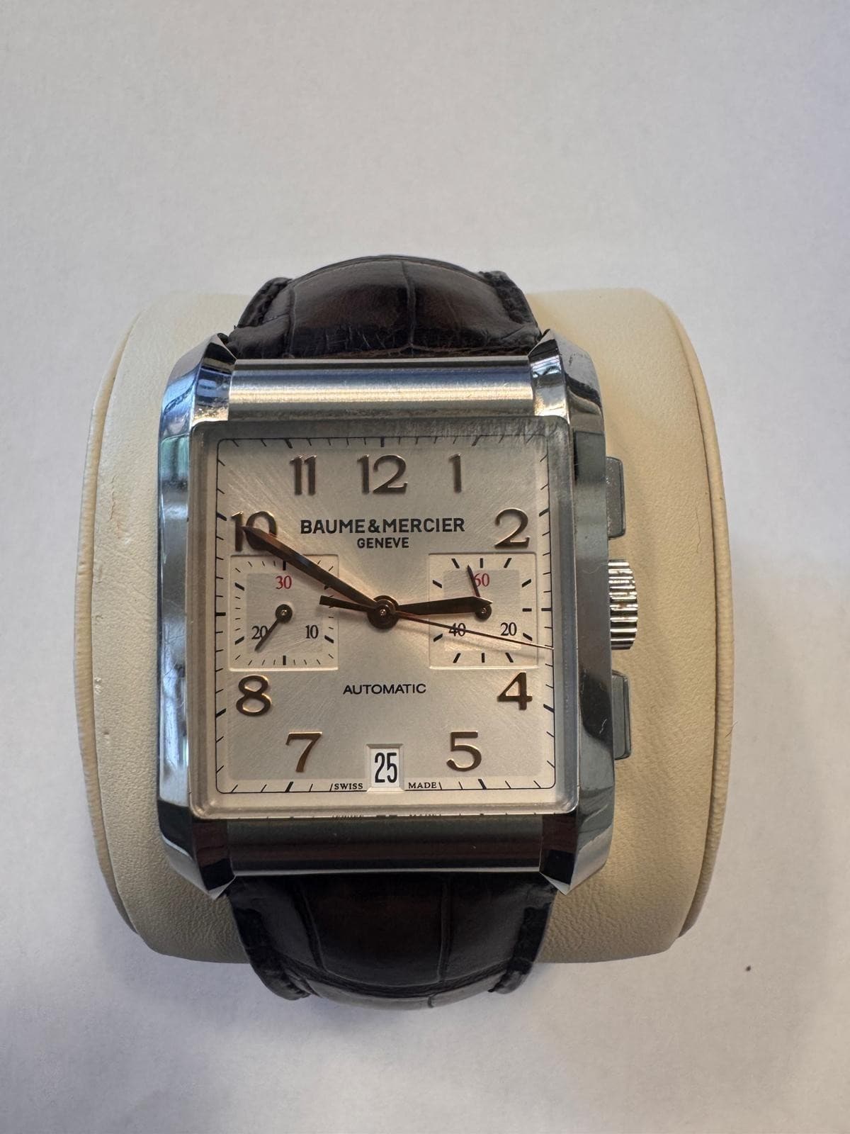 Baume & Mercier Hampton MOA 10029. Excellent Condition. Boxed with Papers
