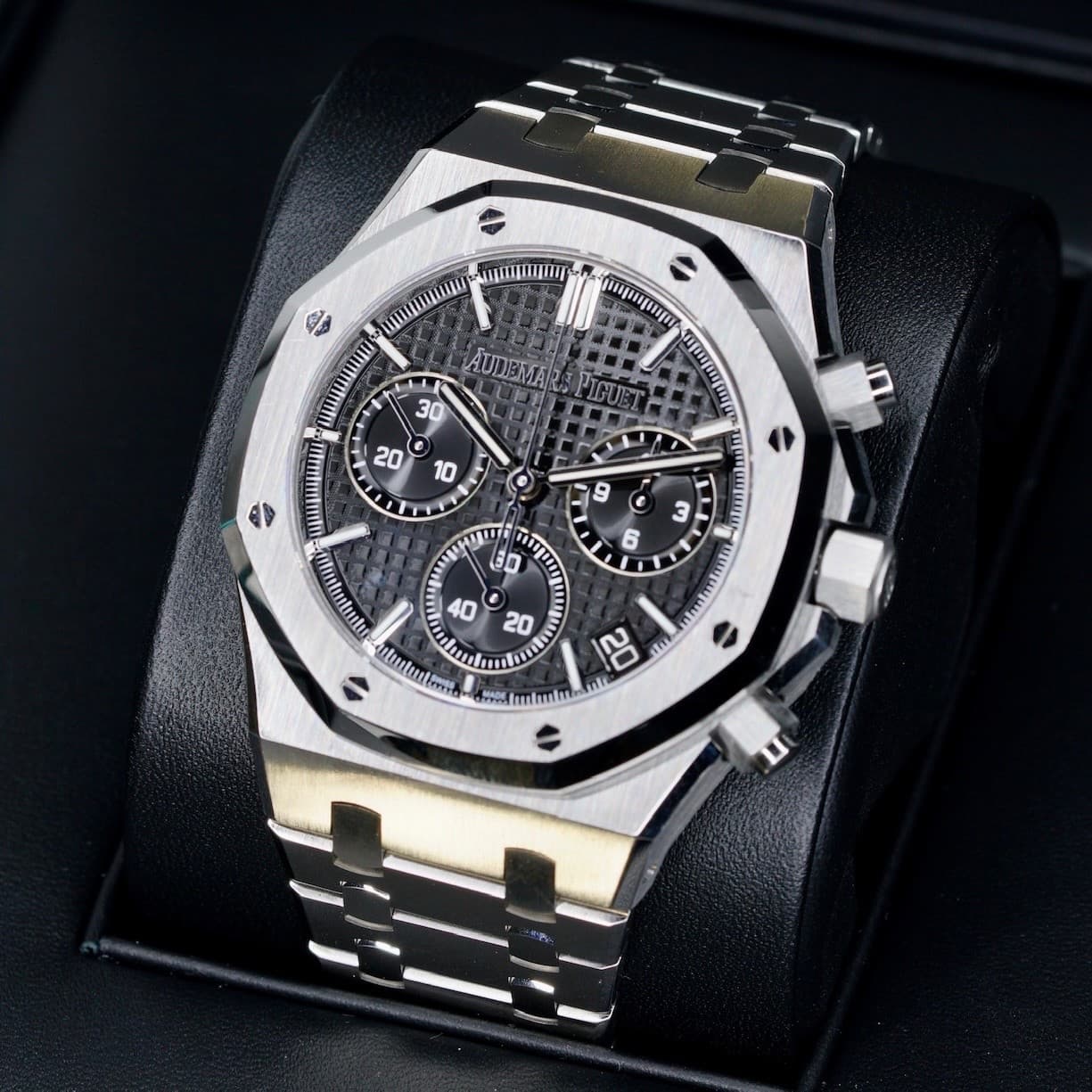 Audemars Piguet Royal Oak 50TH ANNIVERSARY Black Dial Chronograph 41mm 26240ST