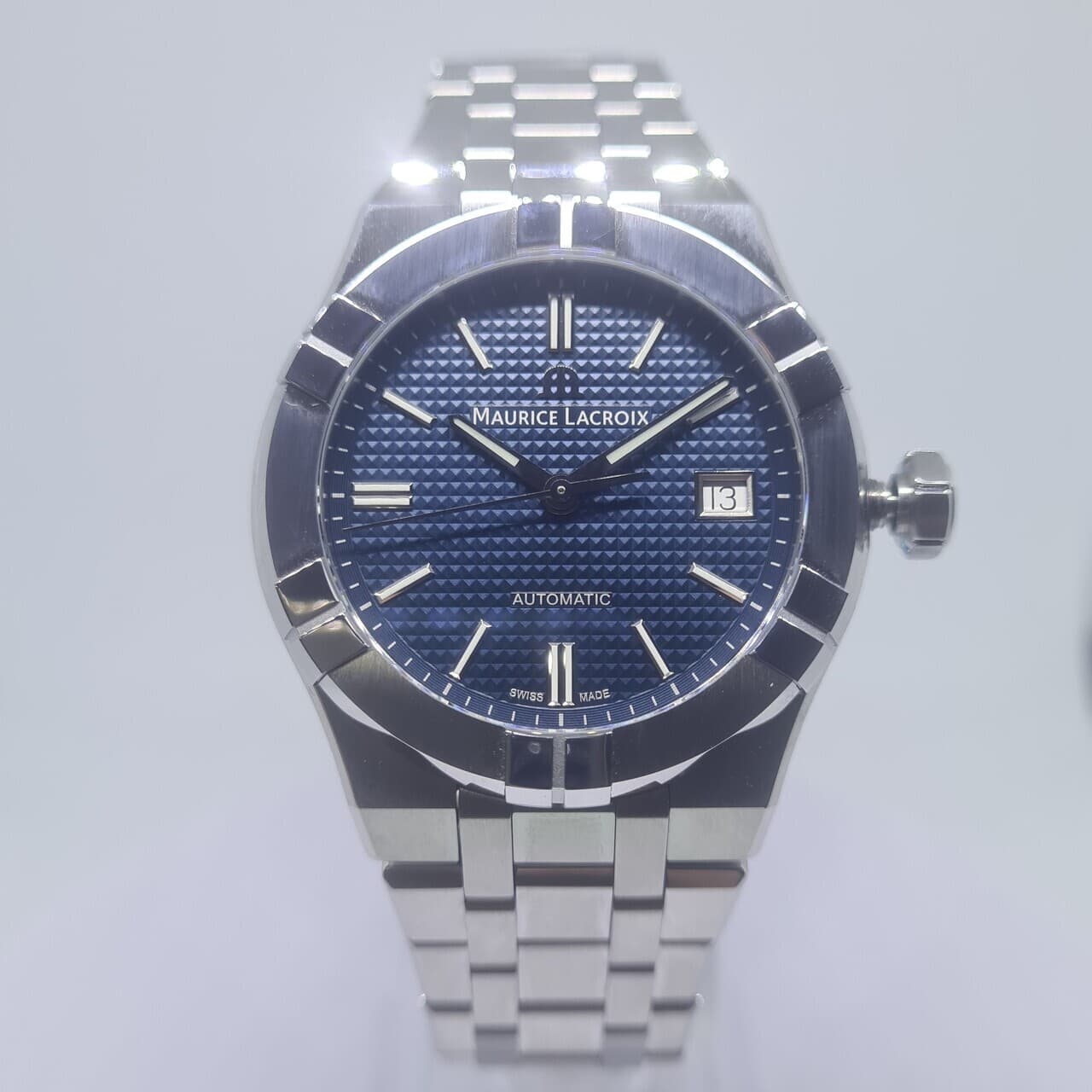 Maurice Lacroix Aikon Automatic 39MM - AI6007-SS002-430-1