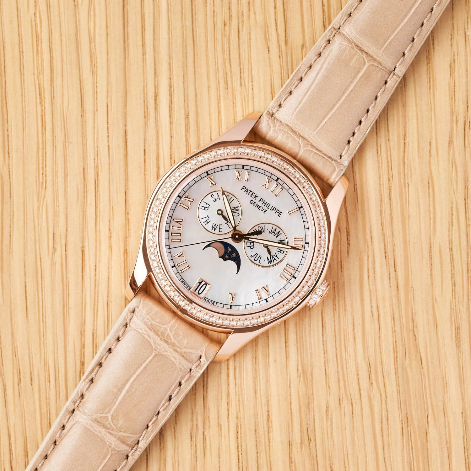 Patek Philippe 4936R Complications Ladies Annual Calendar Moonphase 18kt RG D