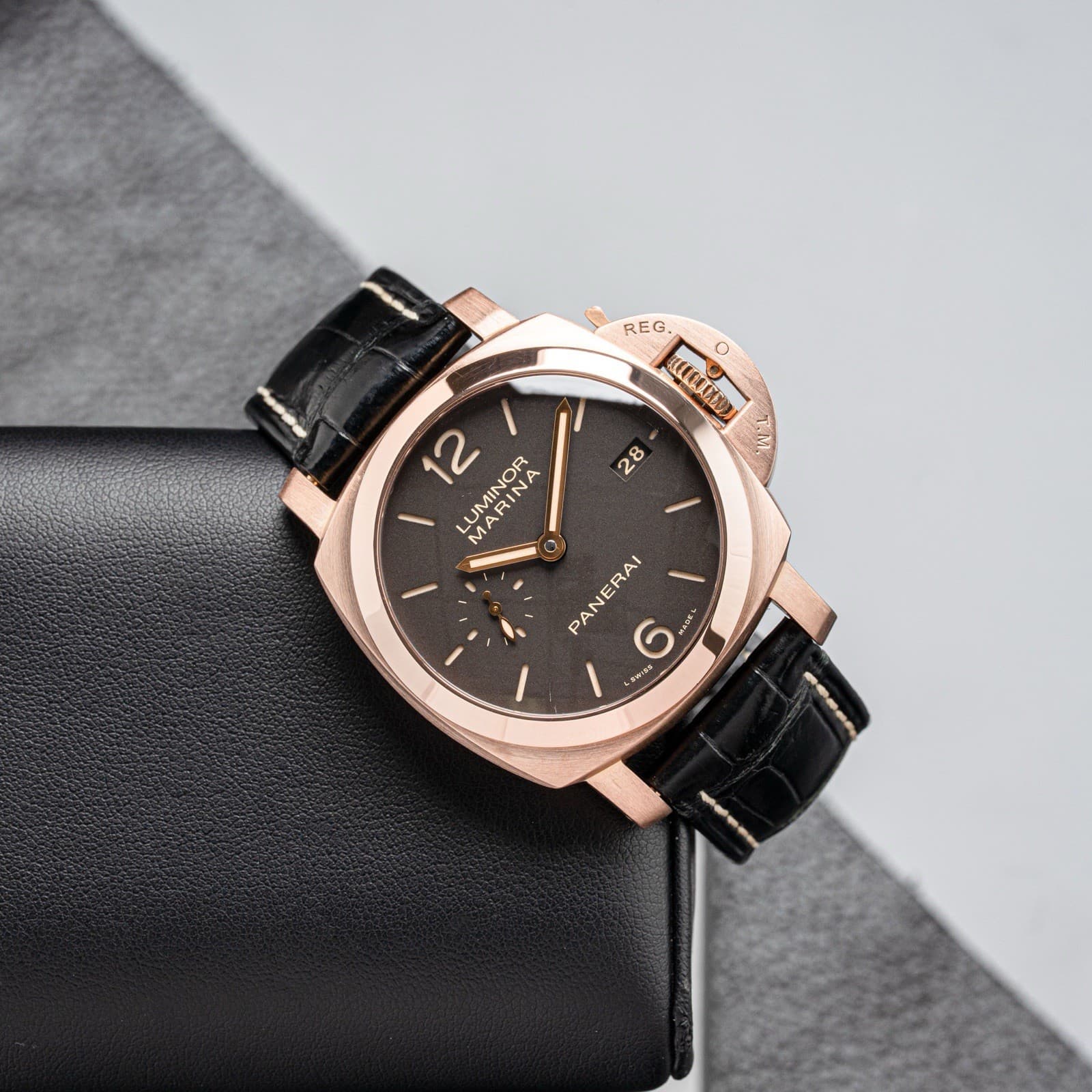 Panerai Brown Dial PAM00393 42mm Luminor Marina 1950 3 Days Automatic Pro Rosso