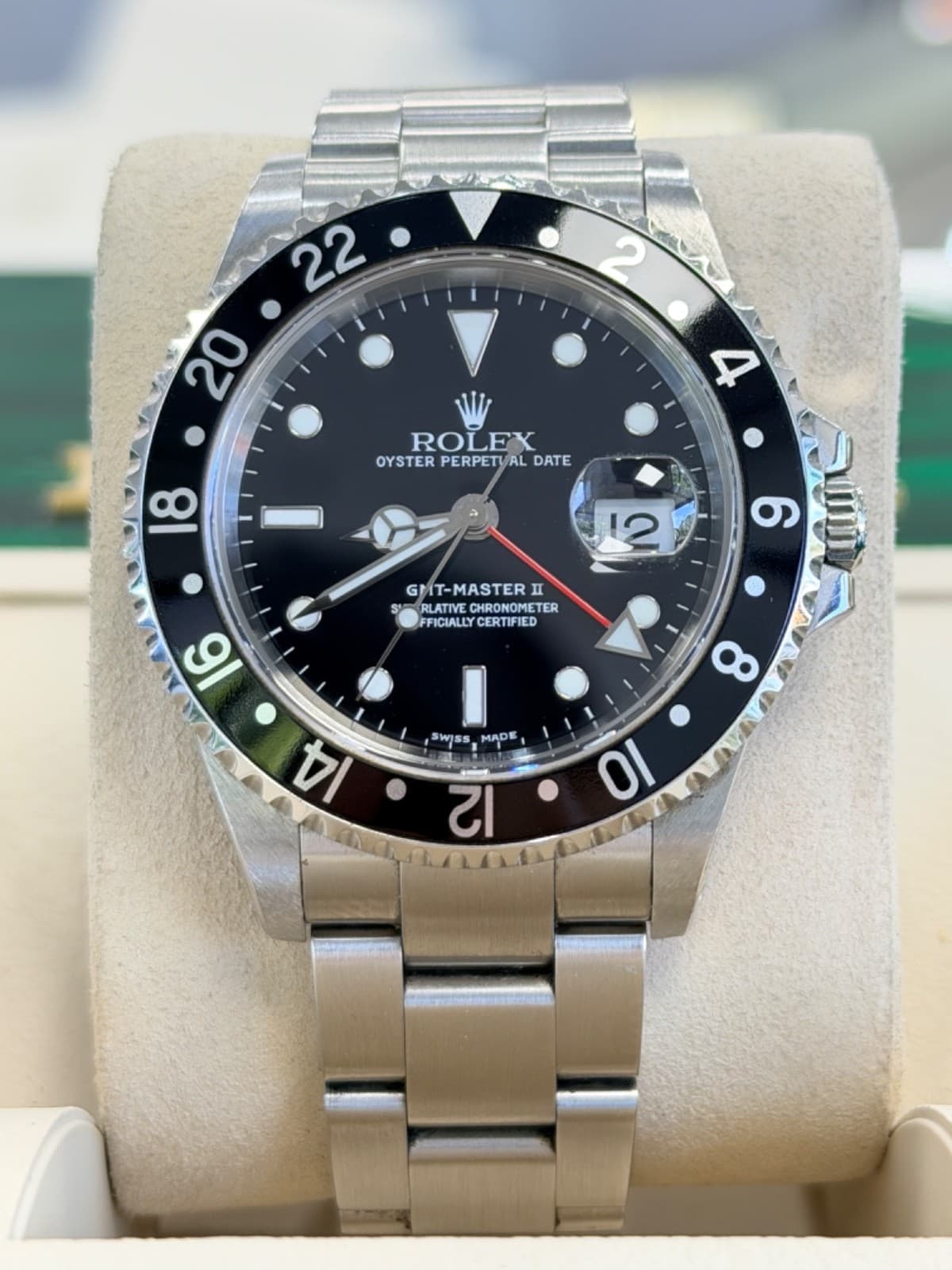 Rolex GMT-Master II 40 16710LN Black Dial “Red Arrow”  Stainless Steel Oyster