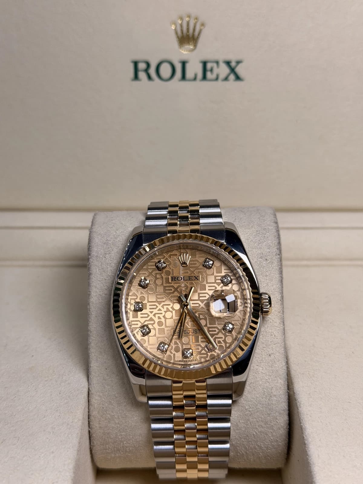 Rolex Datejust 36 Champagne ANNIVERSARY Diamonds Dial on Jubilee 126233 with Box
