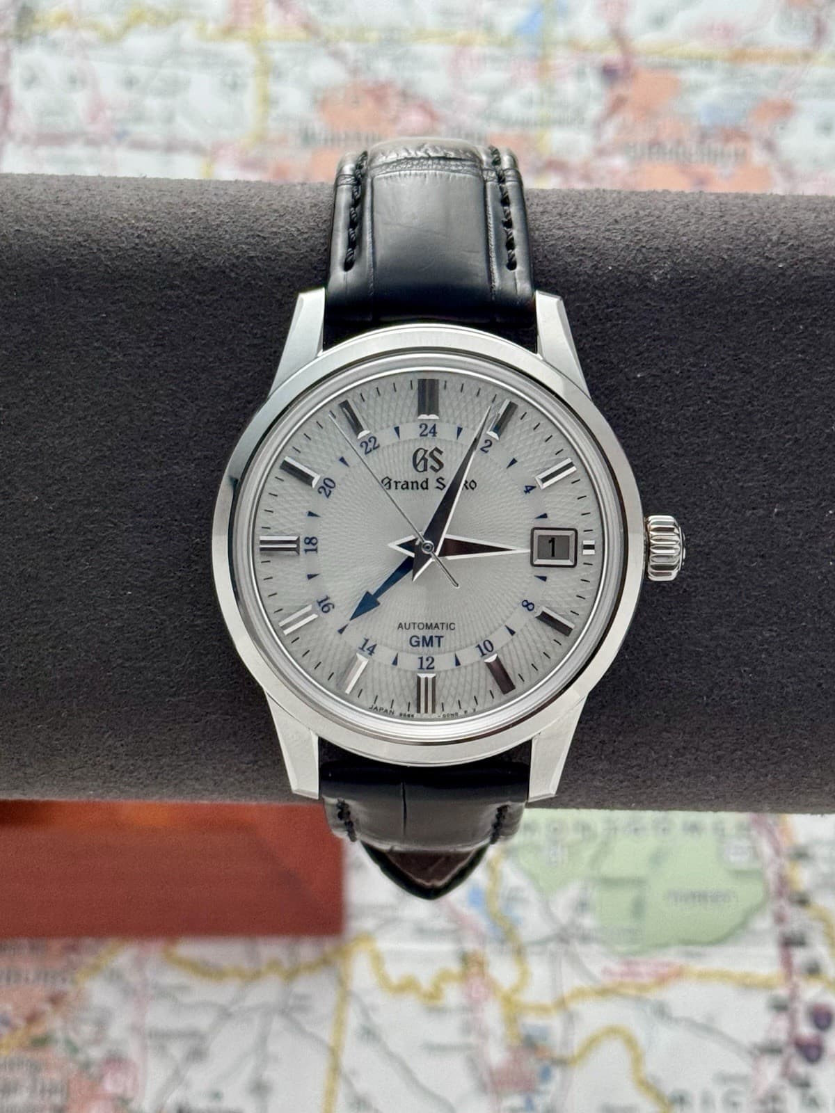 Grand Seiko Elegance GMT SBGM255G “Snowdrop” White Dial 39.5mm NEW