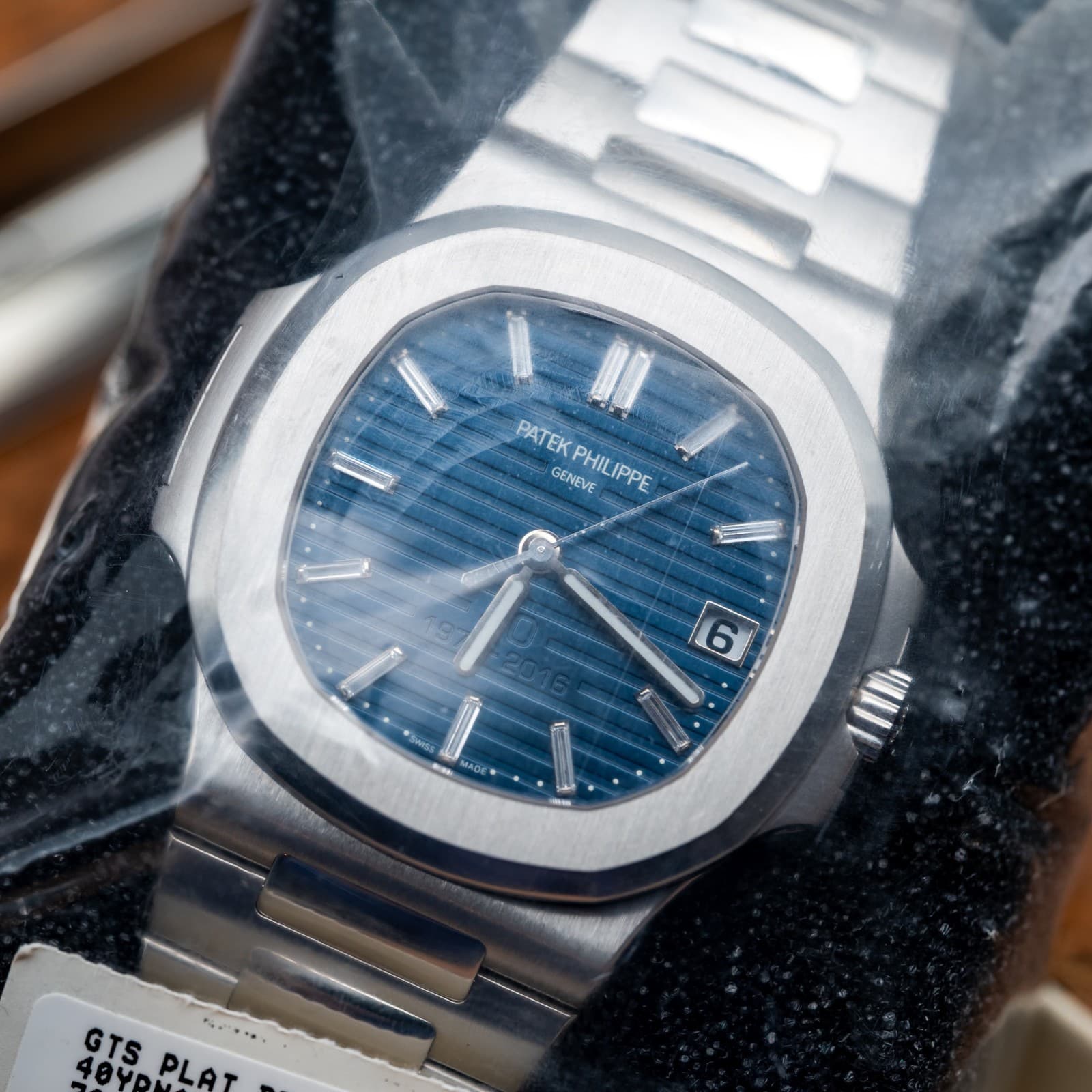 FACTORY SEALED 2017 Patek Philippe Nautilus 5711/1P-001 "40th Anniversary"