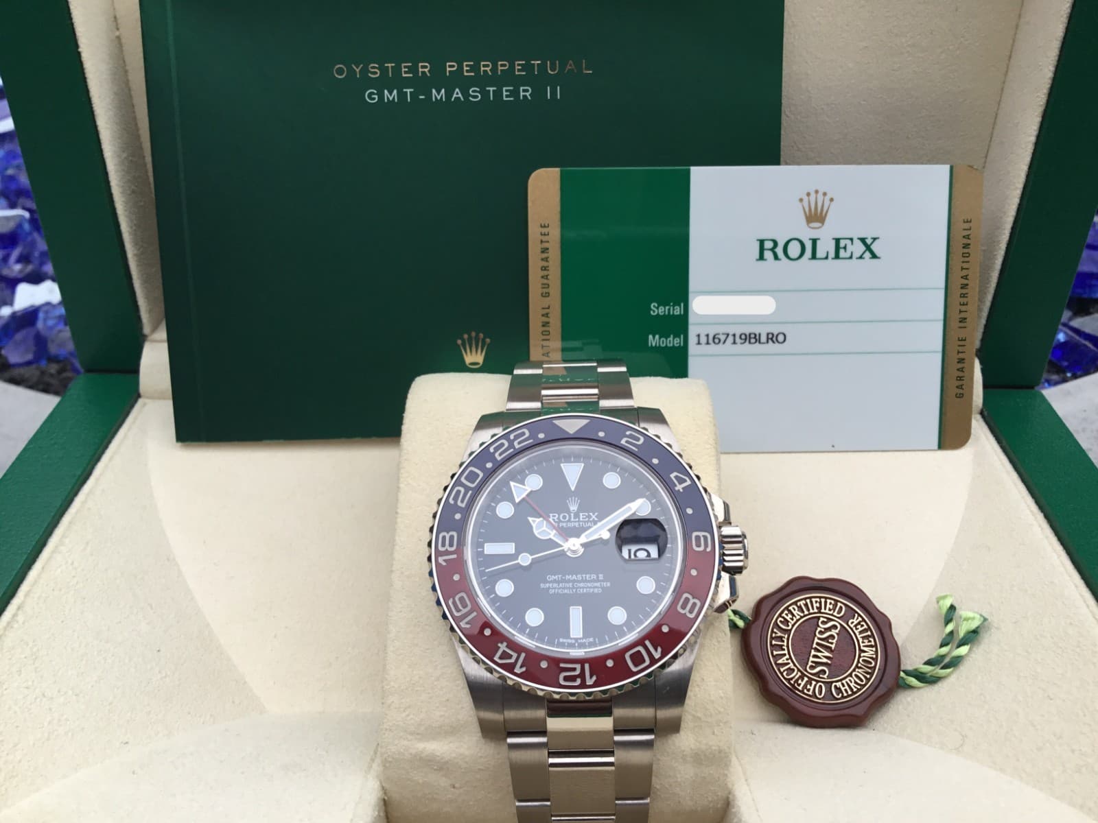 ROLEX OYSTER PERPETUAL GMT-MASTER II WHITE GOLD PEPSI 116719BLRO