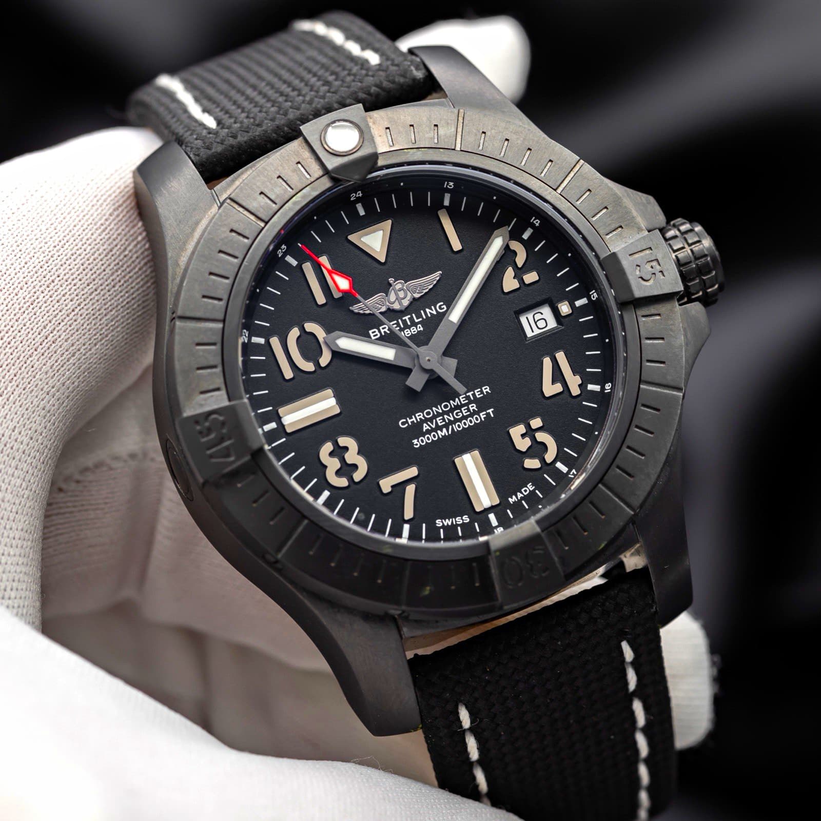 Breitling SeaWolf Night Mission Avenger 45mm Black DLC Titanium 3000M